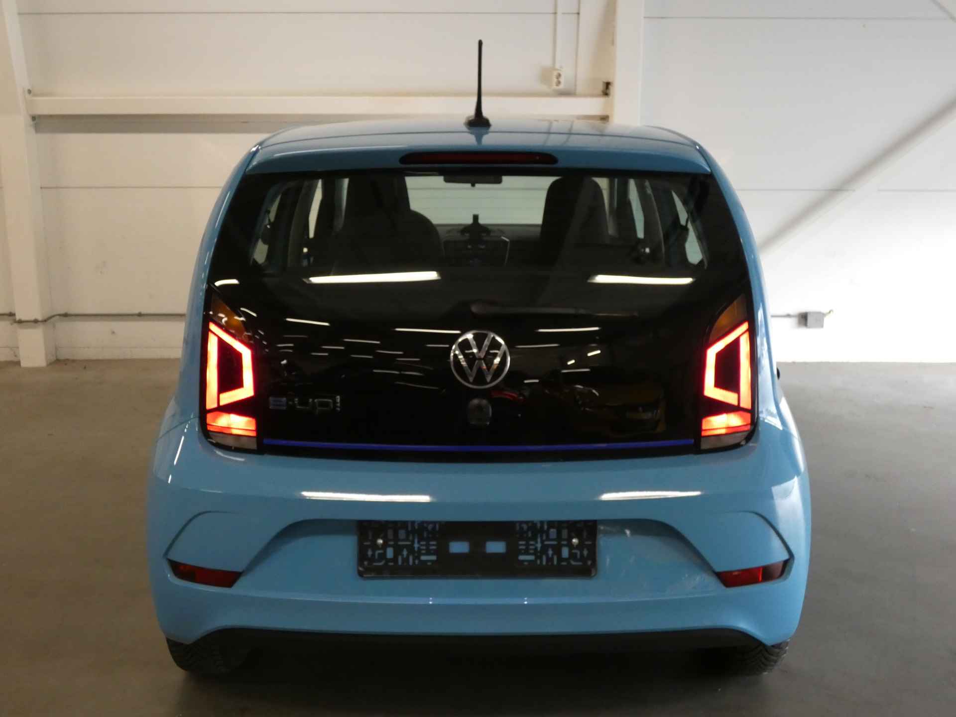 Volkswagen e-Up! e-up! Automaat | Automatische airconditioning | Aanvraag subsidie € 2000 - 11/44