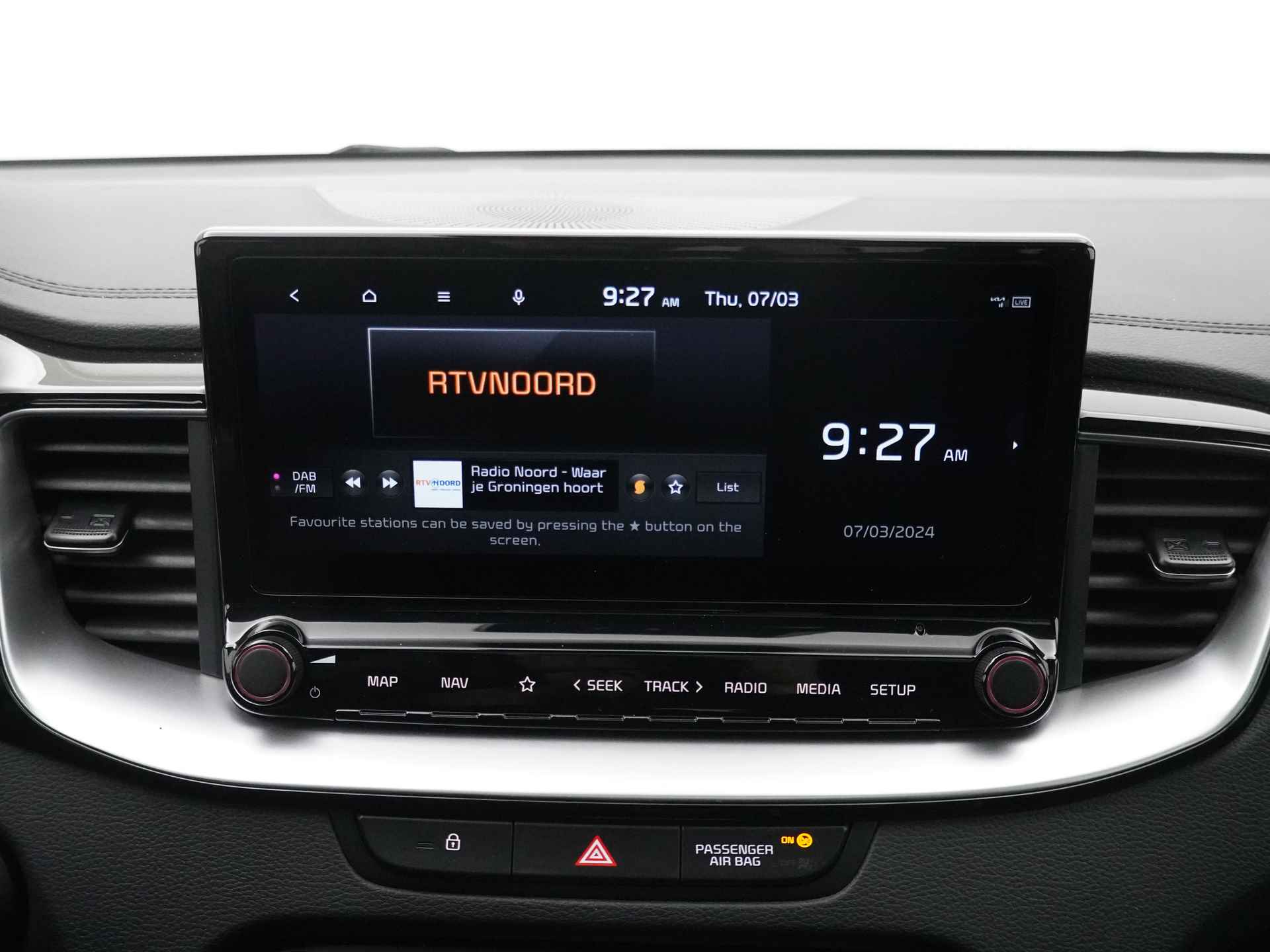 Kia Ceed Sportswagon 1.5 T-GDi GT-Line - Automaat - Panorama dak - Stoel en stuurwiel verwarming - Android Auto/Apple CarPlay - Elektrische achterklep - Fabrieksgarantie tot 02-2029 - 30/49