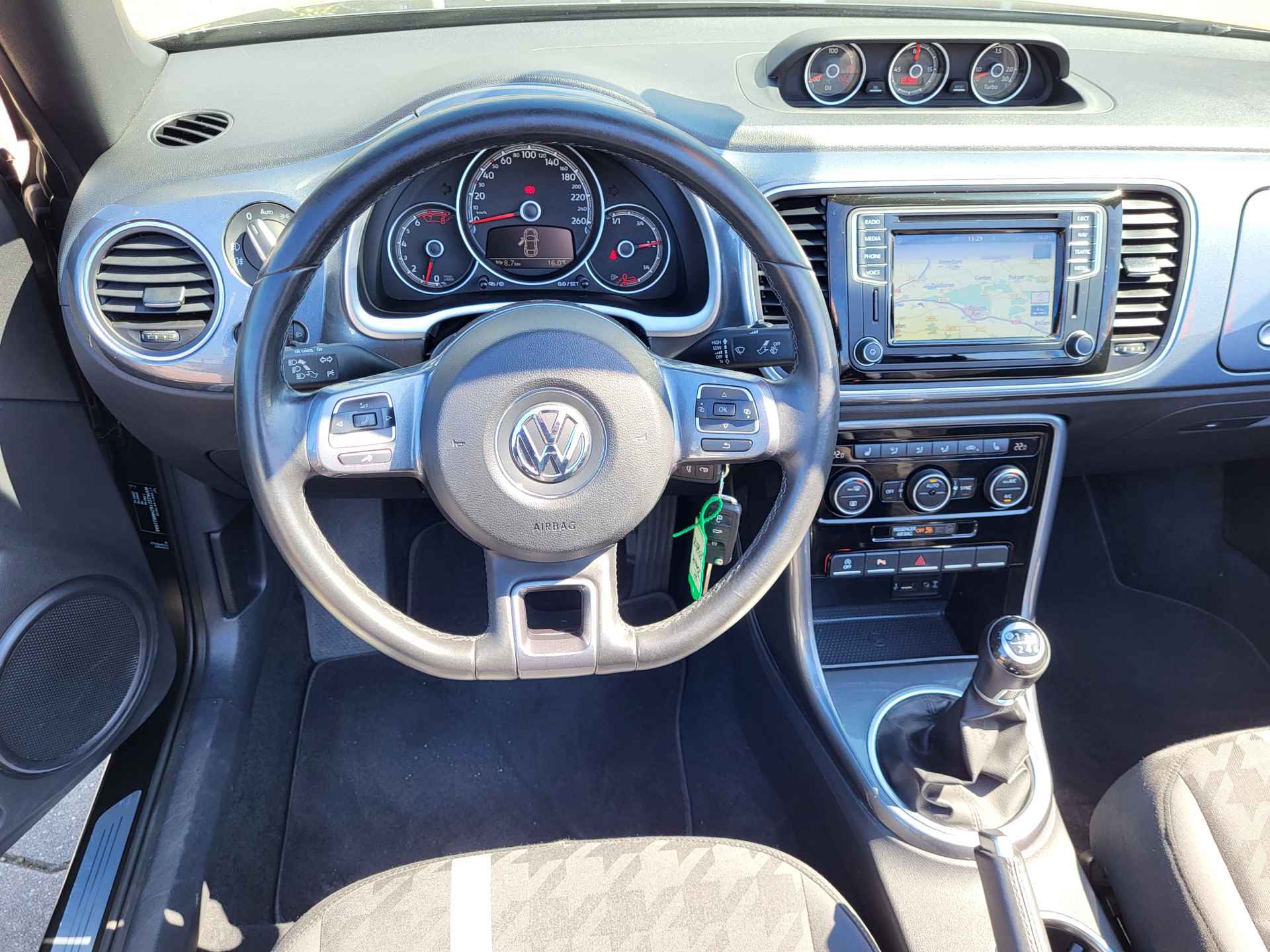 Volkswagen Beetle Cabriolet 1.2 TSI Exclusive Series, Rijklaar met beurt & garantie! - 10/27