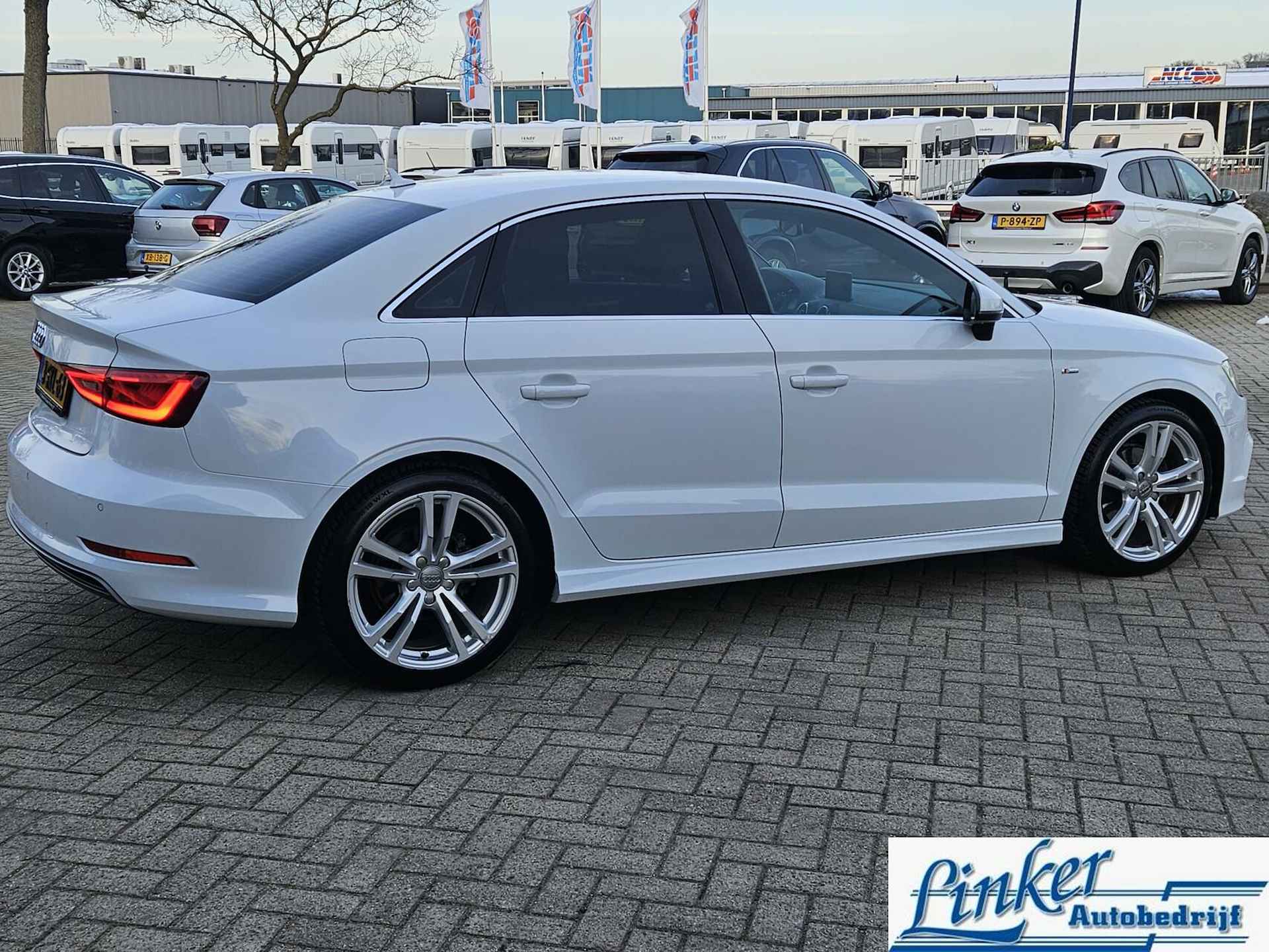 Audi A3 Limousine 1.4 TFSI CoD Ambition Pro Line S-LINE AUTOMAAT 2x S-LINE - 5/32