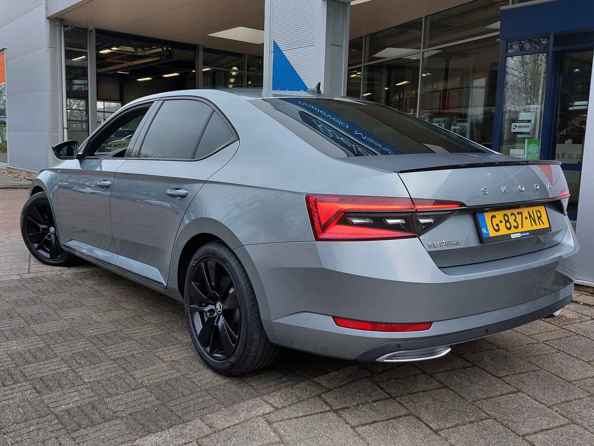 Škoda Superb 1.5 TSI ACT 150pk DSG Sportline Business | Navi + Apple Carplay+Android Auto | Clima | Cruise | Keyless Entry | Led Koplampen | Pdc V+A+Camera | Stoelverwarming | Privacy Glass | 18''lm - 5/54