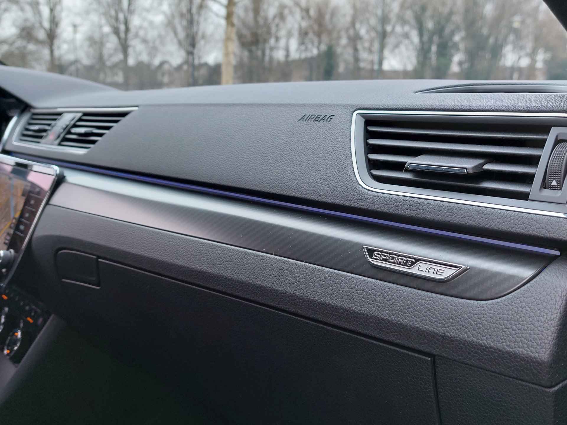 Škoda Superb 1.5 TSI ACT 150pk DSG Sportline Business | Navi + Apple Carplay+Android Auto | Clima | Cruise | Keyless Entry | Led Koplampen | Pdc V+A+Camera | Stoelverwarming | Privacy Glass | 18''lm - 36/54