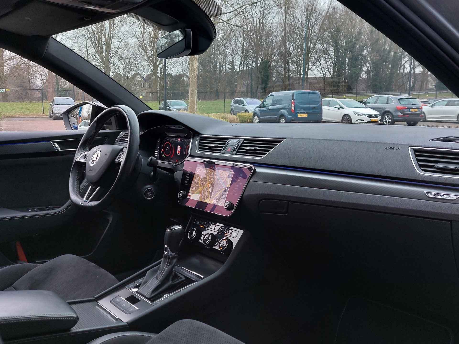 Škoda Superb 1.5 TSI ACT 150pk DSG Sportline Business | Navi + Apple Carplay+Android Auto | Clima | Cruise | Keyless Entry | Led Koplampen | Pdc V+A+Camera | Stoelverwarming | Privacy Glass | 18''lm - 37/54