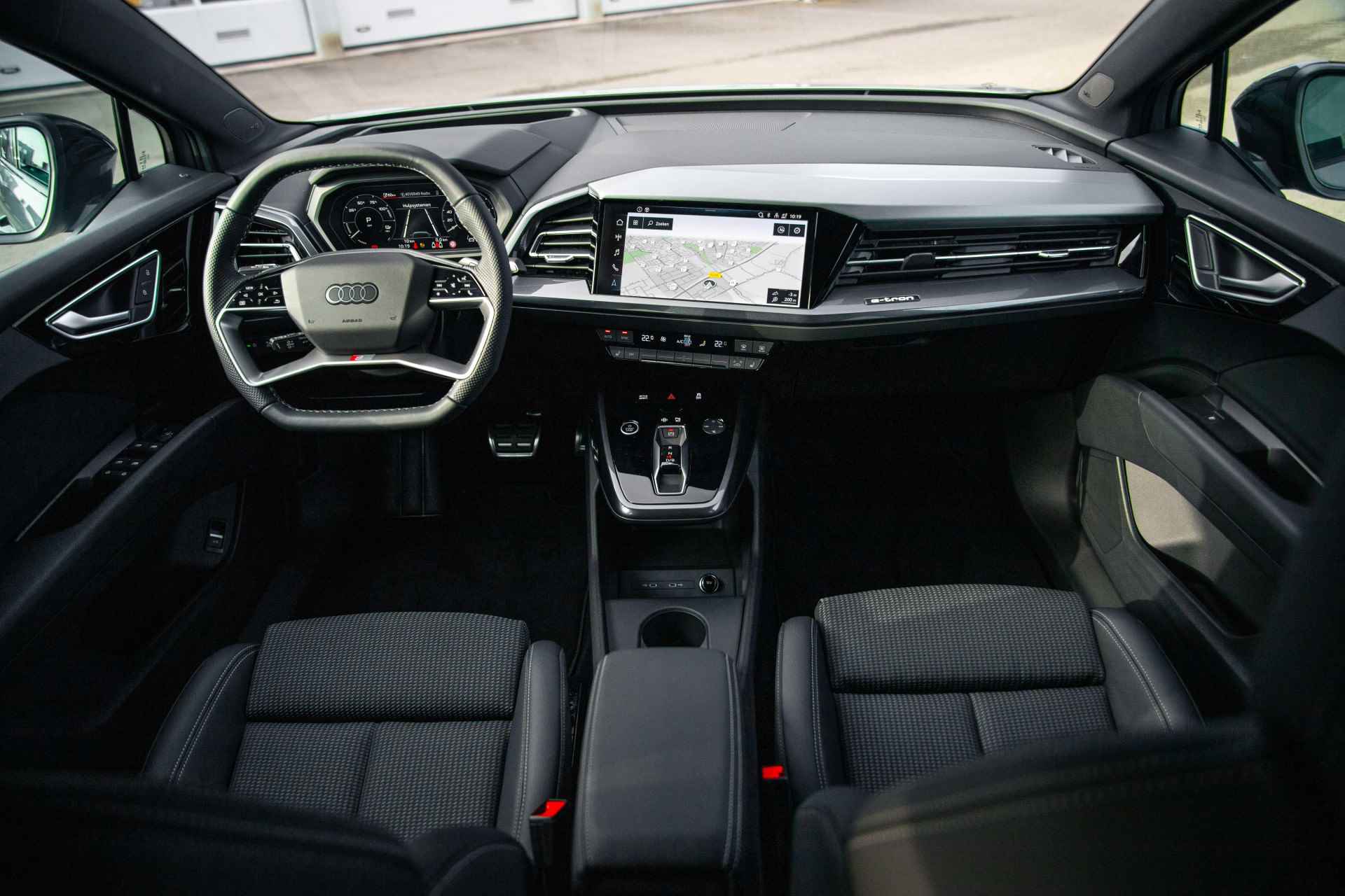 Audi Q4 Sportback e-tron 45 S Edition 82 kWh | Comfortpakket | Sonos | 21" | Zwart optiek - 7/26