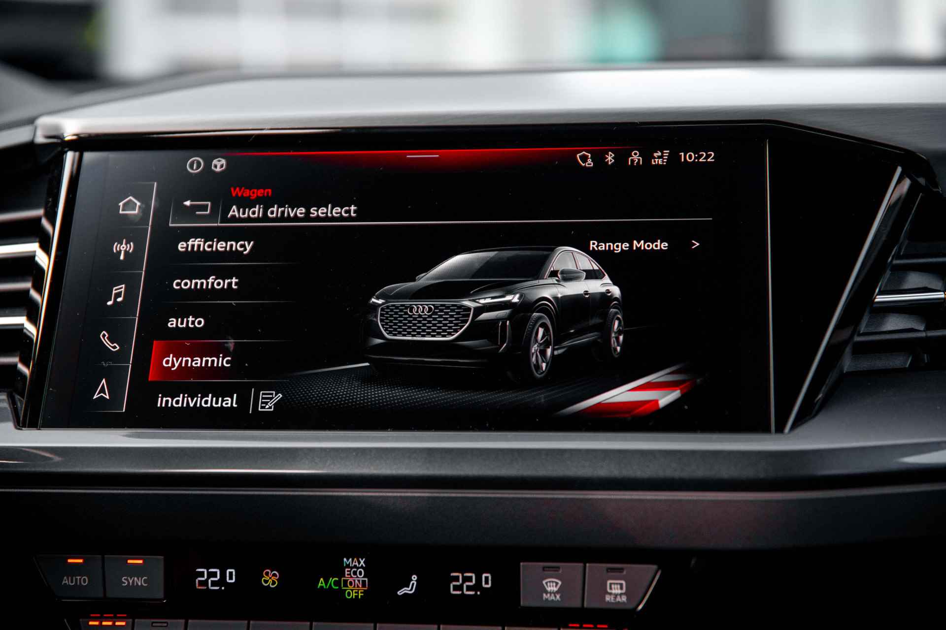Audi Q4 Sportback e-tron 45 S Edition 82 kWh | Comfortpakket | Sonos | 21" | Zwart optiek - 14/26