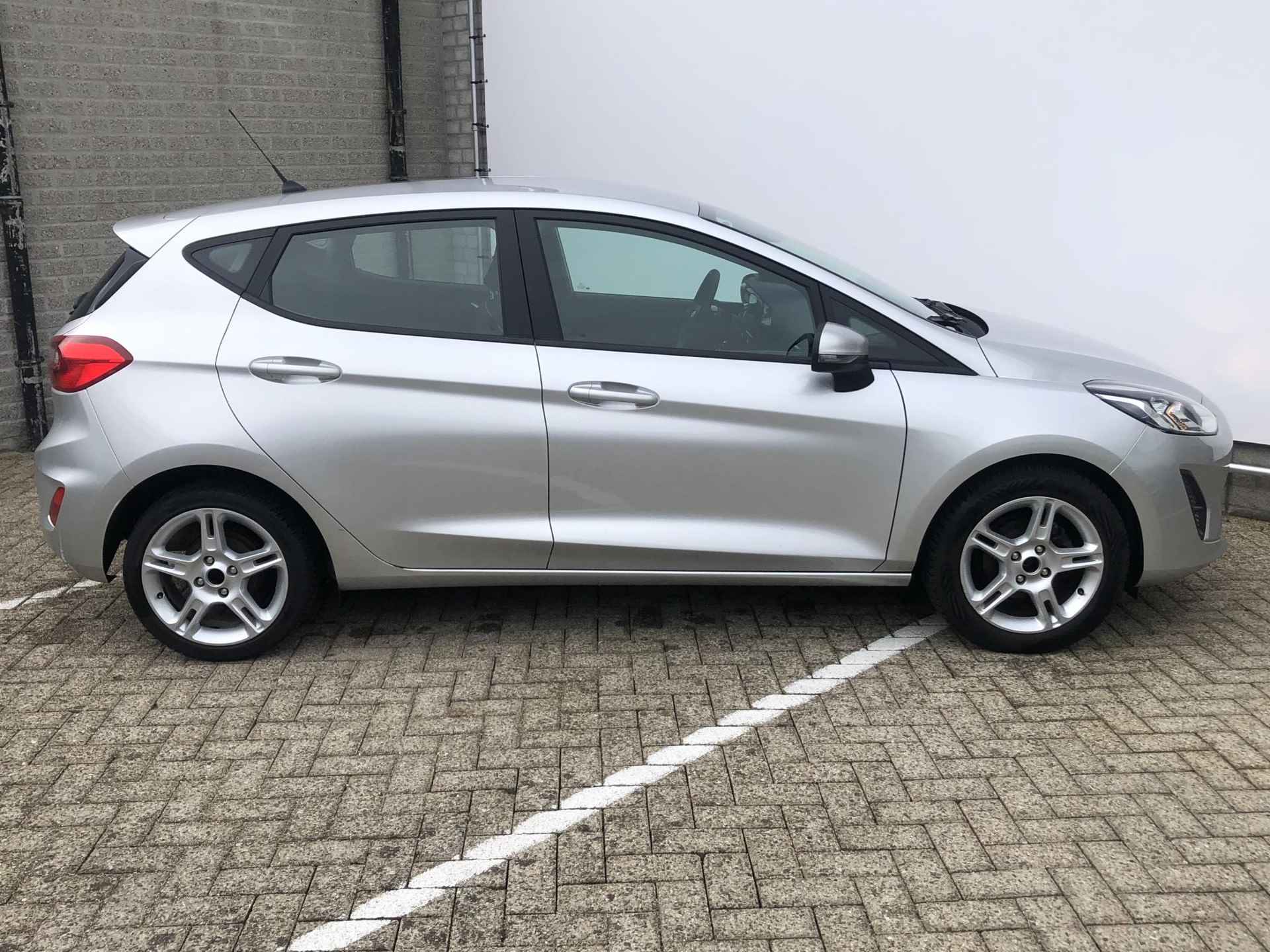 Ford Fiesta 1.1 85pk Trend l Navigatie l Apple Carplay/Android Auto l Airconditioning l Cruise control - 7/23