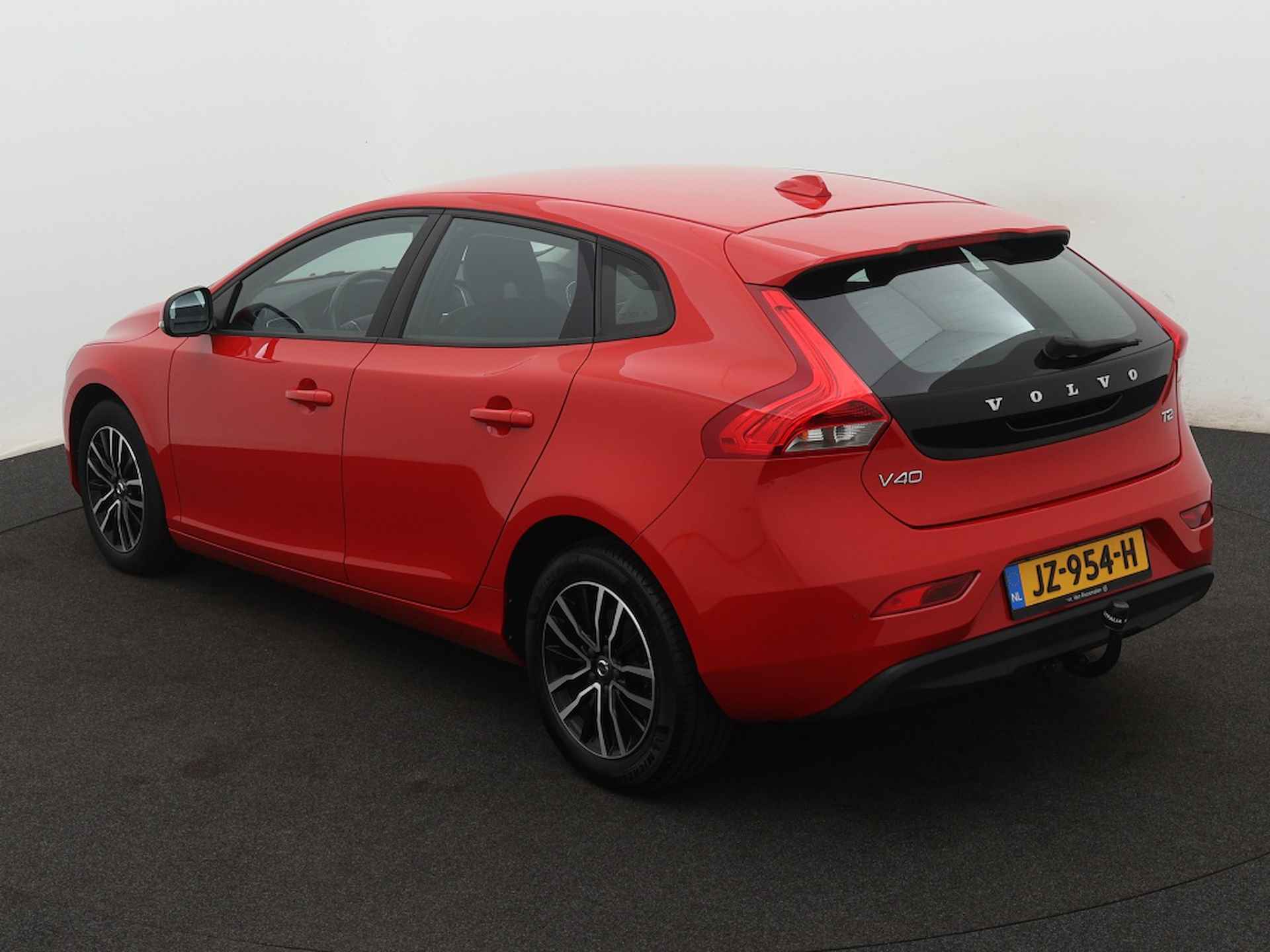 Volvo V40 2.0 T2 Nordic+ - 3/31