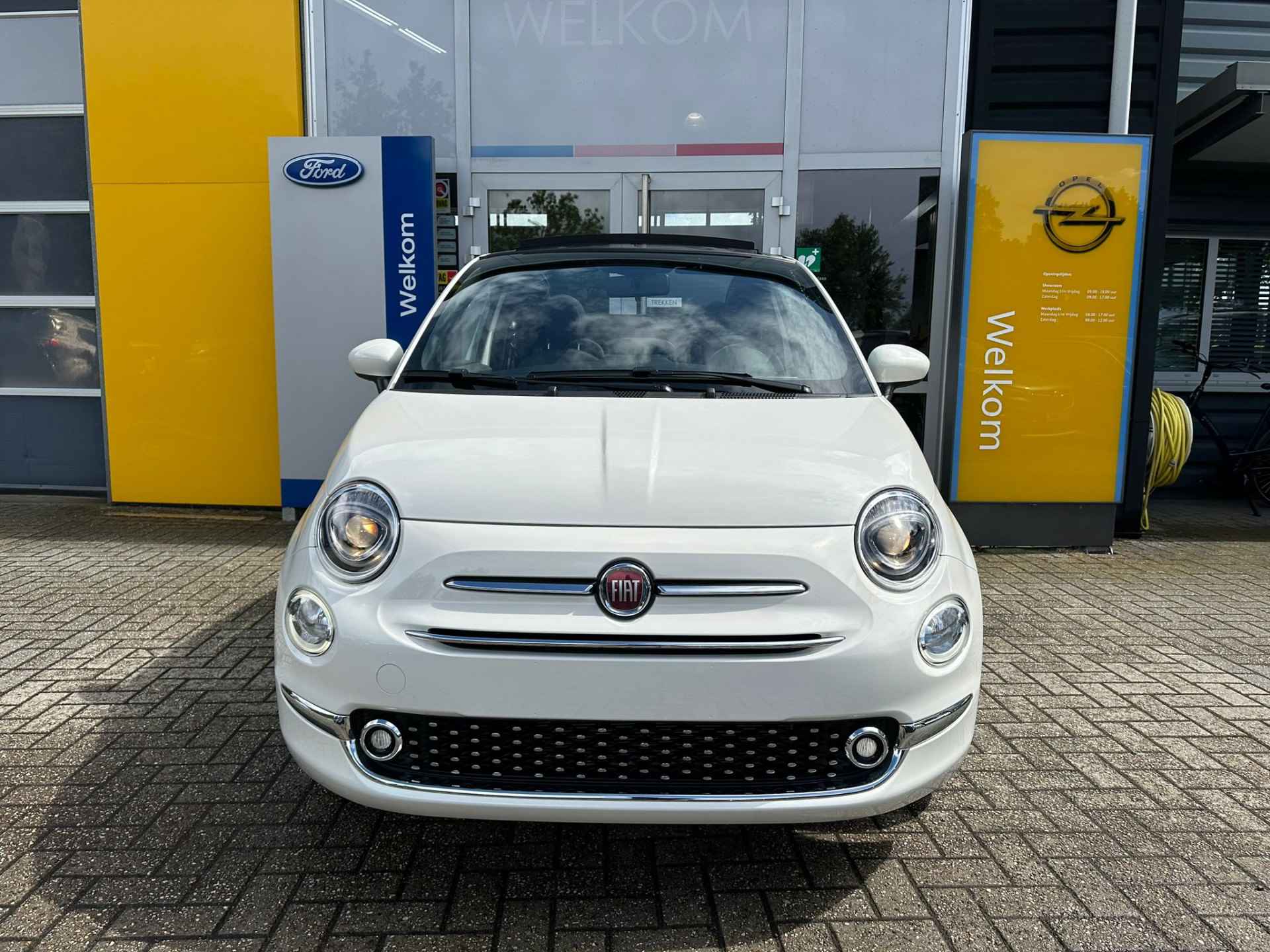 Fiat 500C 1.0 Hybrid 70PK Dolcevita CABRIO | NIEUW € 1.991 KORTING!!| PARKEERSENSOREN| CRUISE CONTROL| AIRCO| DAB| NAVIGATIE VIA APP| LICH - 3/31