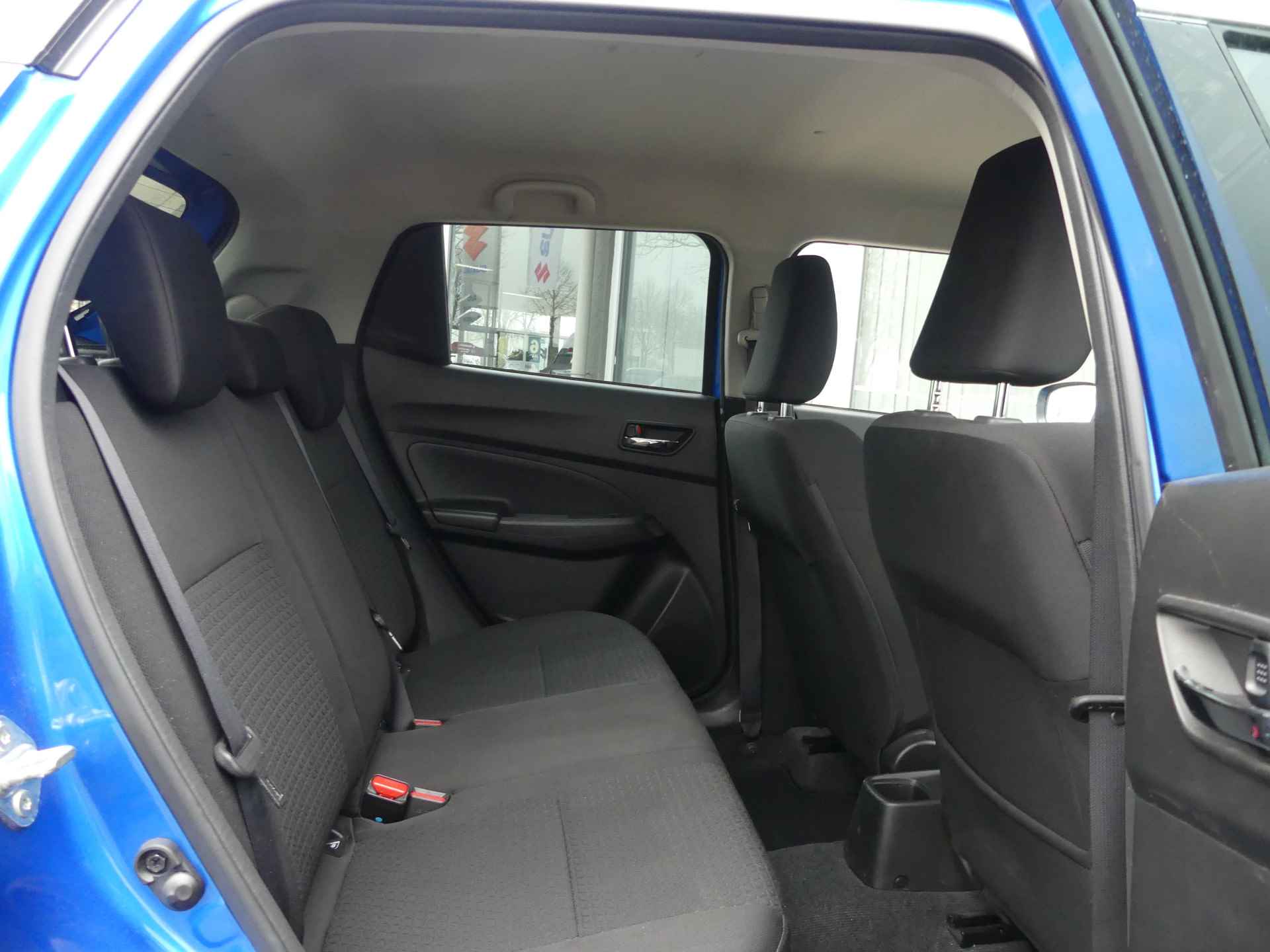 Suzuki Swift 1.0 Stijl 112PK, Automaat, Trekhaak, Navigatie, achteruitrijcamera - 10/31