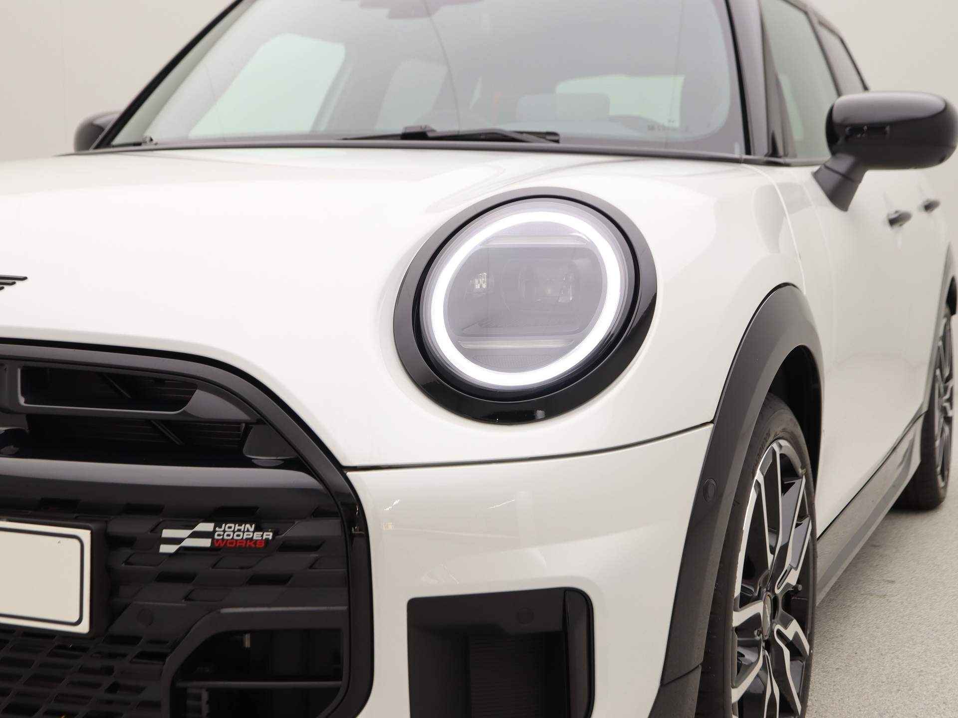 MINI Cooper 5-deurs C John Cooper Works Pakket XL PRIVATE LEASE EUR 645,- (48 mnd/10.000 km) - 20/24