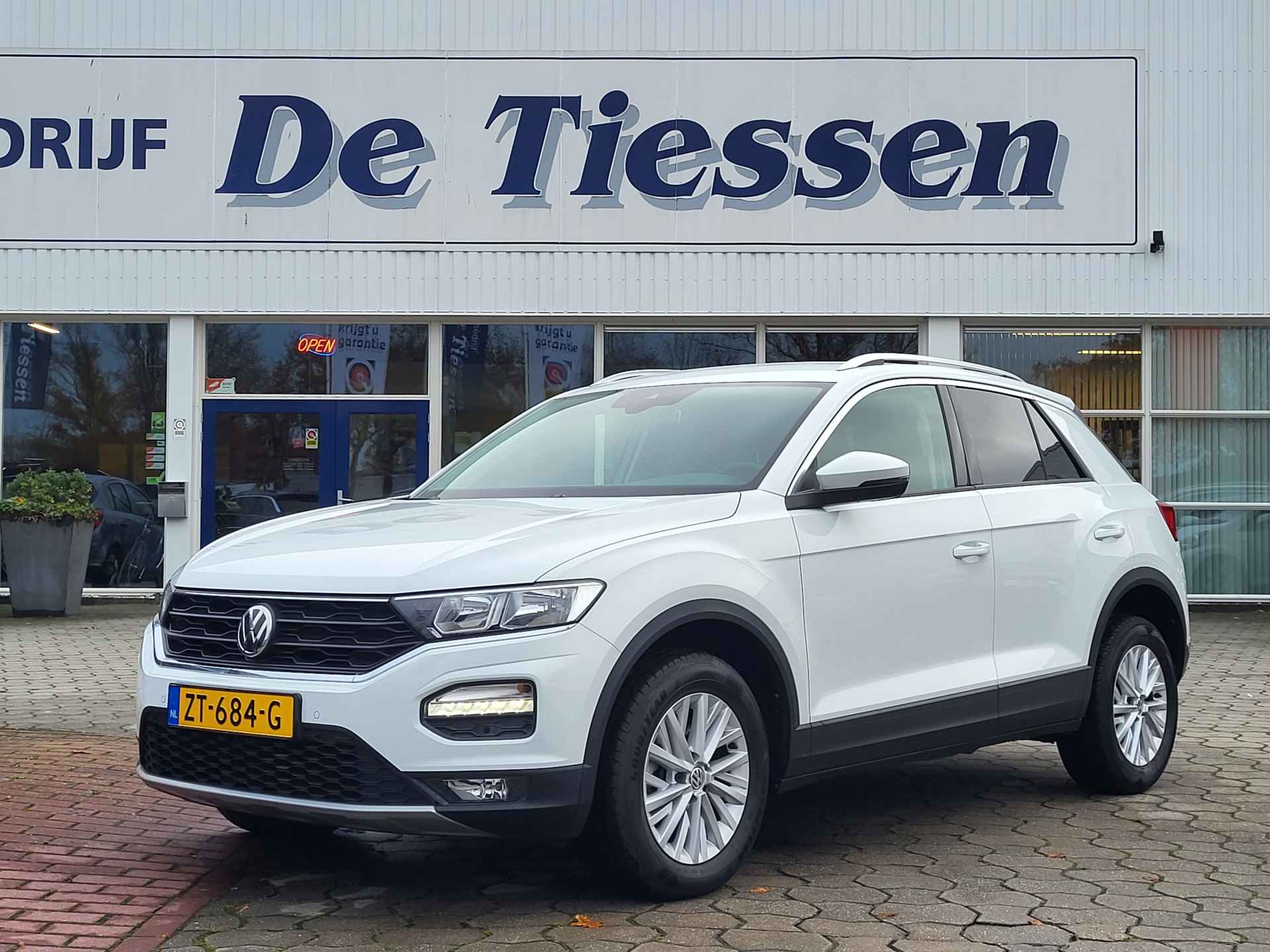 Volkswagen T-Roc 1.0 TSI Style Executive, App connect, Clima, Camera, Rijklaar met beurt & garantie! - 2/33