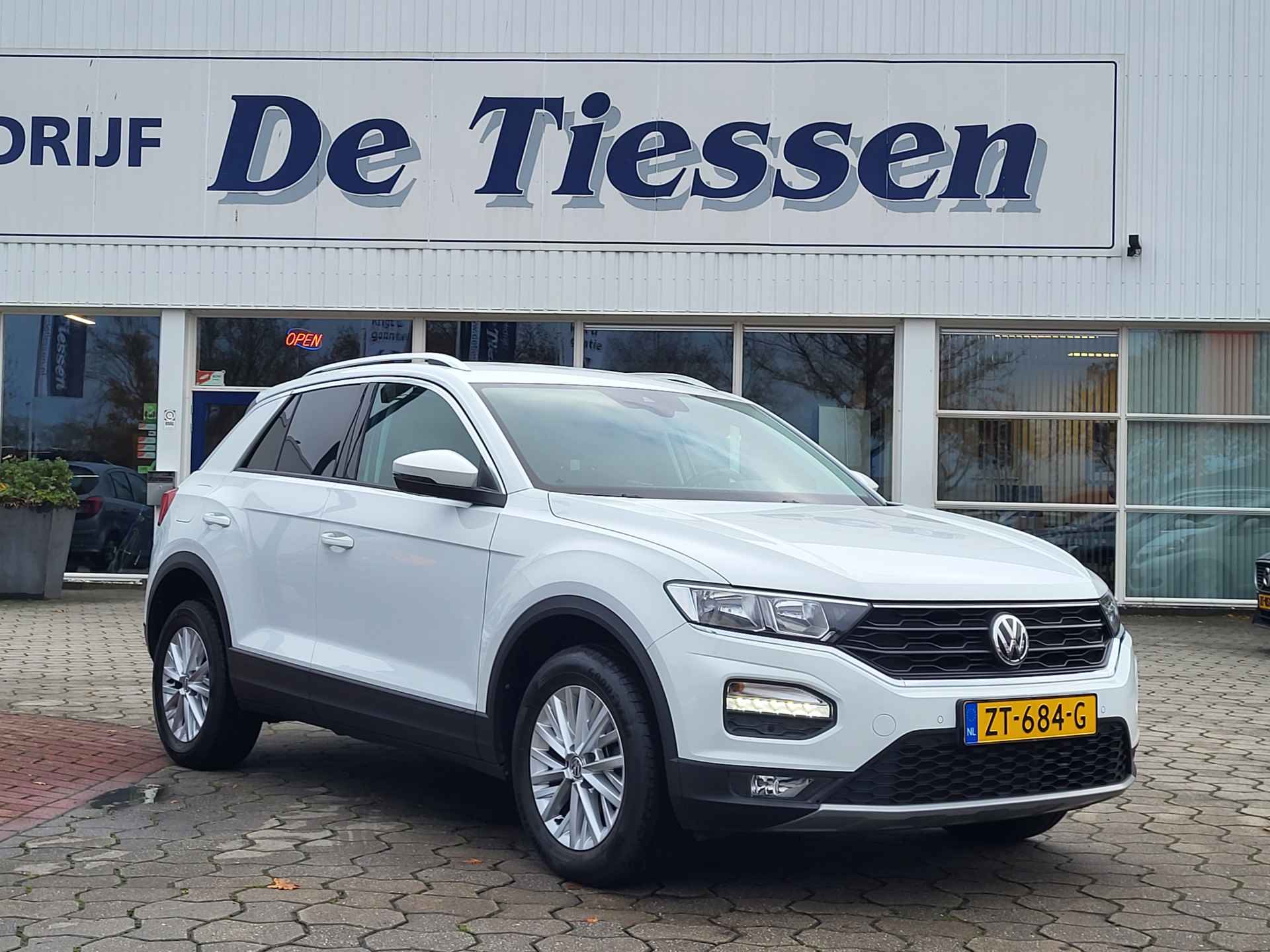 Volkswagen T-Roc 1.0 TSI Style Executive, App connect, Clima, Camera, Rijklaar met beurt & garantie! - 27/33