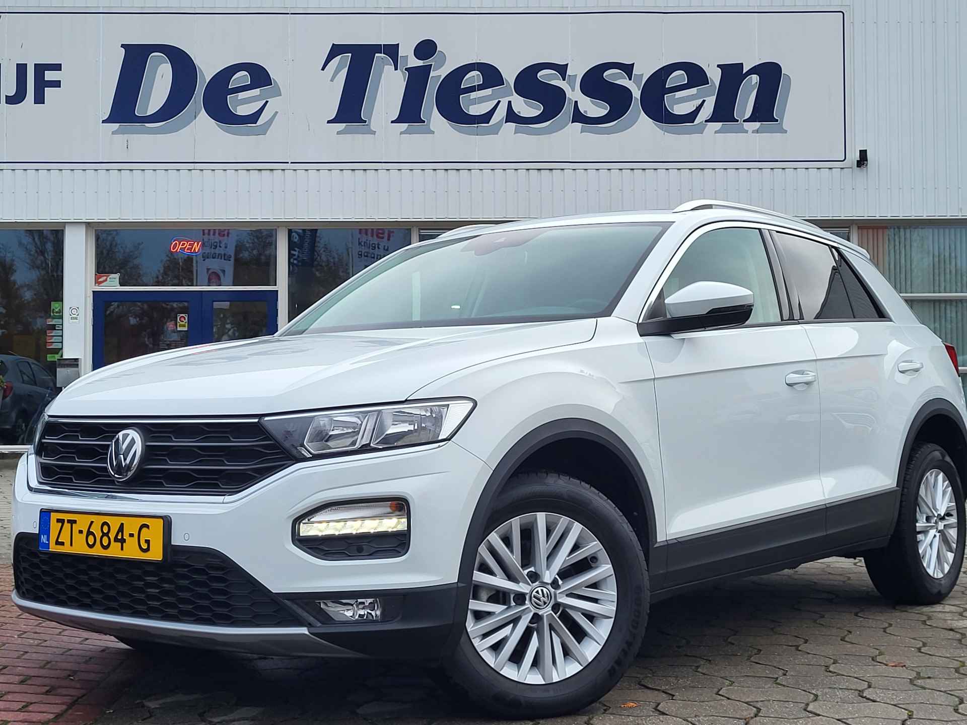 Volkswagen T-Roc 1.0 TSI Style Executive, App connect, Clima, Camera, Rijklaar met beurt & garantie! - 28/33