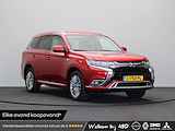 Mitsubishi Outlander 2.4 PHEV Intense | Achteruitrijcamera | Parkeersensoren rondom | Stoelverwarming | Climate control |