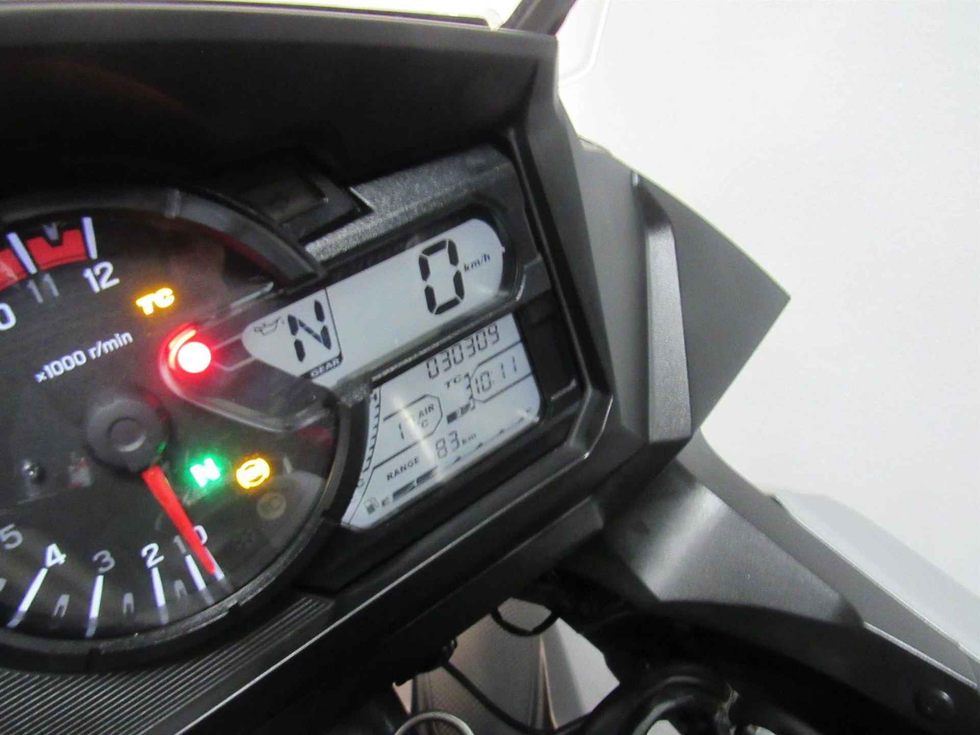 Suzuki DL 650 V-STROM ABS - 2019 - 7/14