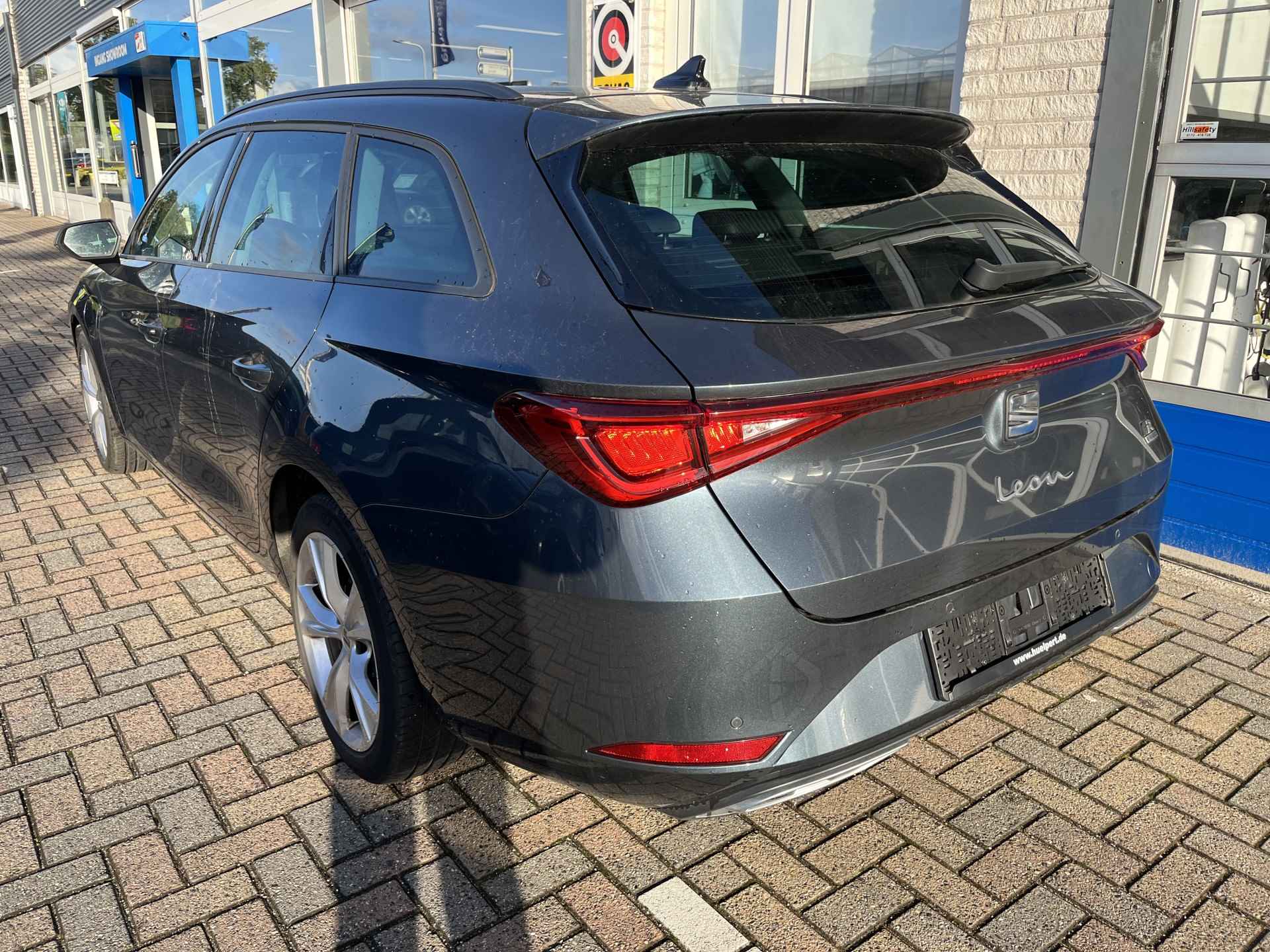 SEAT Leon Sportstourer 1.4 TSI eHybrid PHEV FR / AUTOMAAT/ CAMERA/ PARK. SENSOREN/ MATRIX/ STOEL EN STUUR VERWARM./ ADAPT. CRUISE/ APP CONNECT/ NAVI/ CLIMA/ DAB/ 17" LMV/ - 6/31