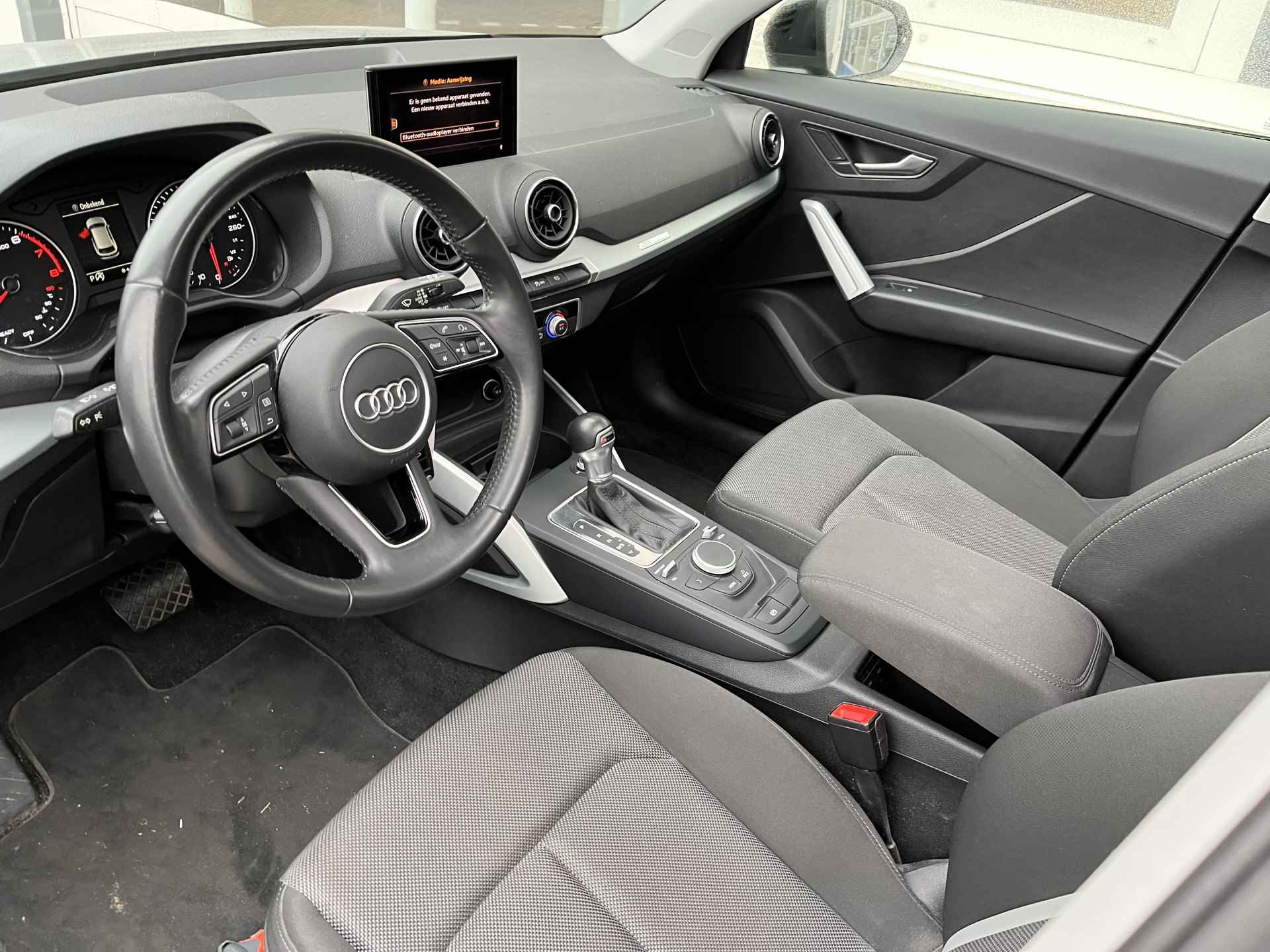 Audi Q2 35 TFSI epic / AUTOMAAT/ PANO/ PARK. SENSOREN/ CRUISE/ LED/ BLUETOOTH/ NAVI/ CLIMA/ 17" LMV - 9/24