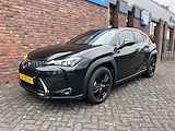 Lexus UX 250h Midnight Camera Leder