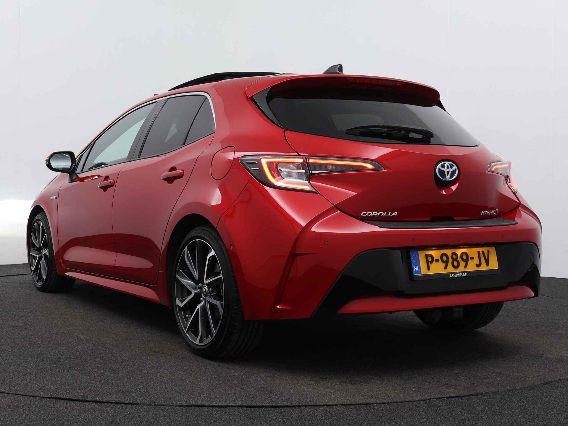 Toyota Corolla 1.8 Hybrid Executive | Panoramadak | Navigatie | Camera | LM velgen | Apple Carplay/Android Auto | Cruise Control | - 16/42