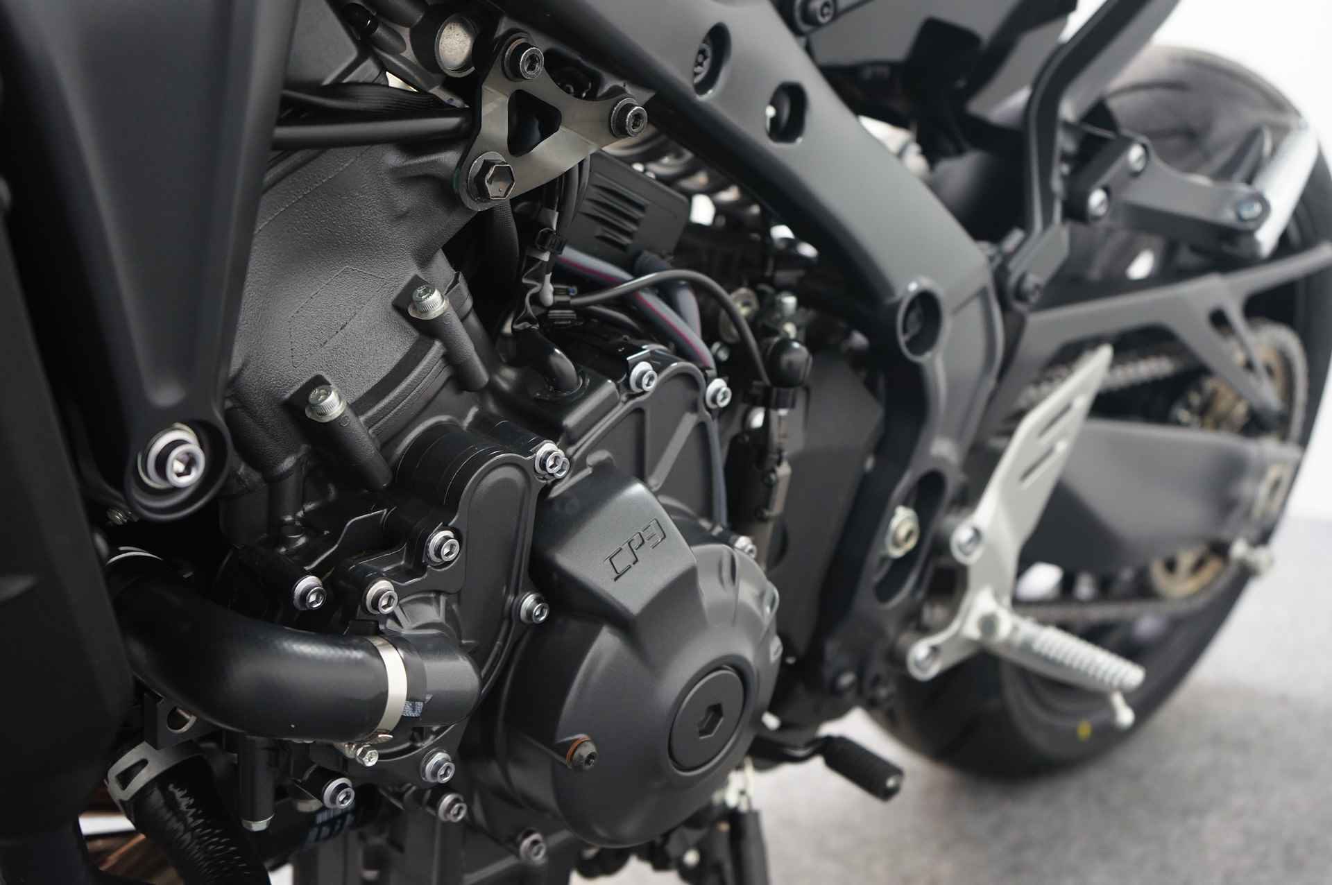 Yamaha MT-09 ABS - 14/20