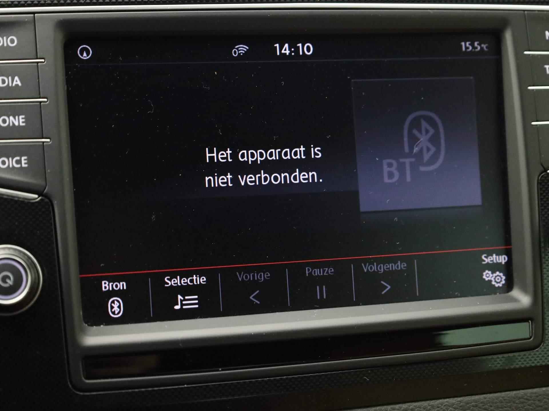 Volkswagen Golf Sportsvan 1.2TSI/110PK Business Edition · Panoramadak · Parkeersensoren + camera · Stoelverwarming - 36/37