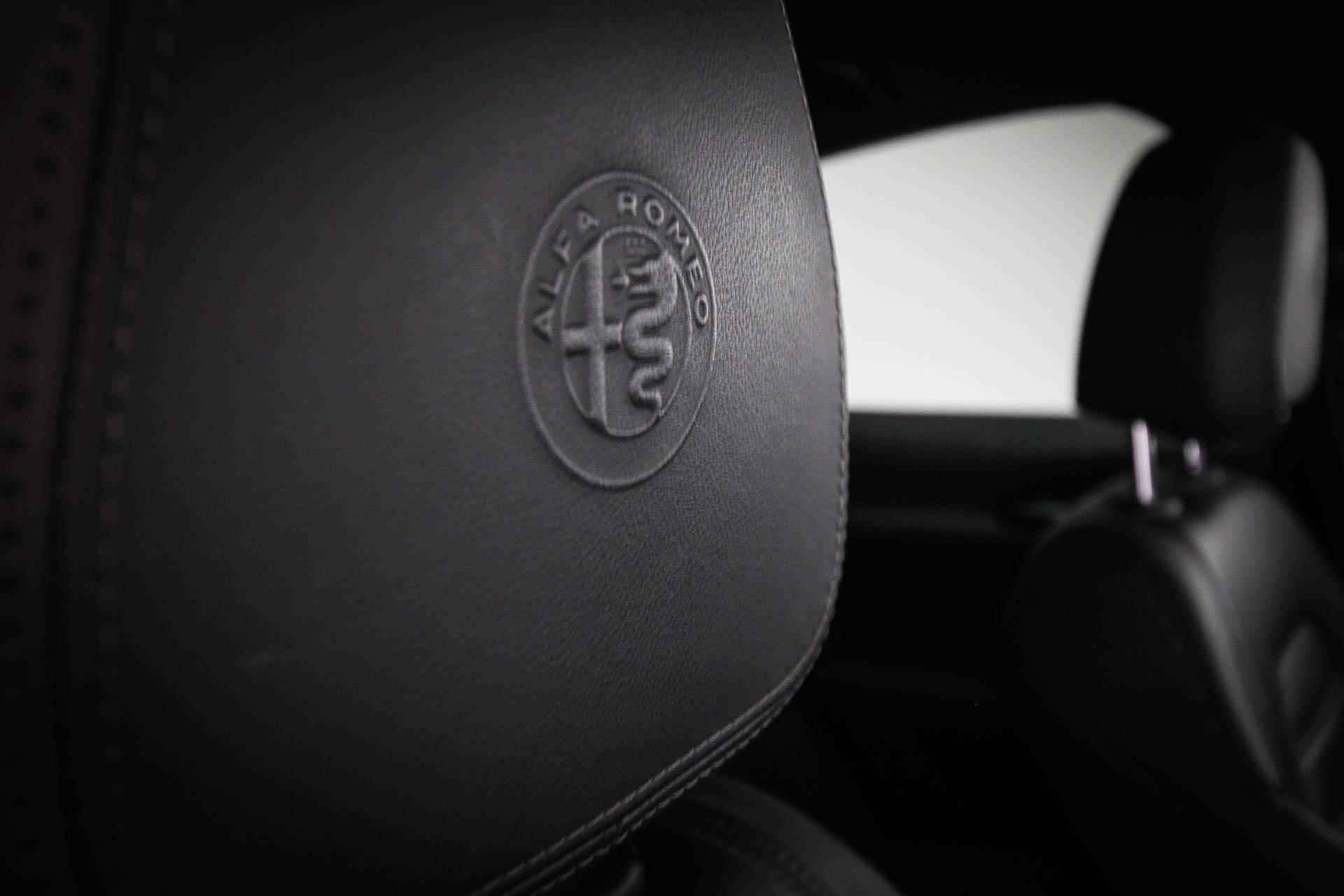 Alfa Romeo Stelvio 2.0 T AWD Super | Veloce | Performance Pack | 20 inch | Leder Dashboard - 5/52