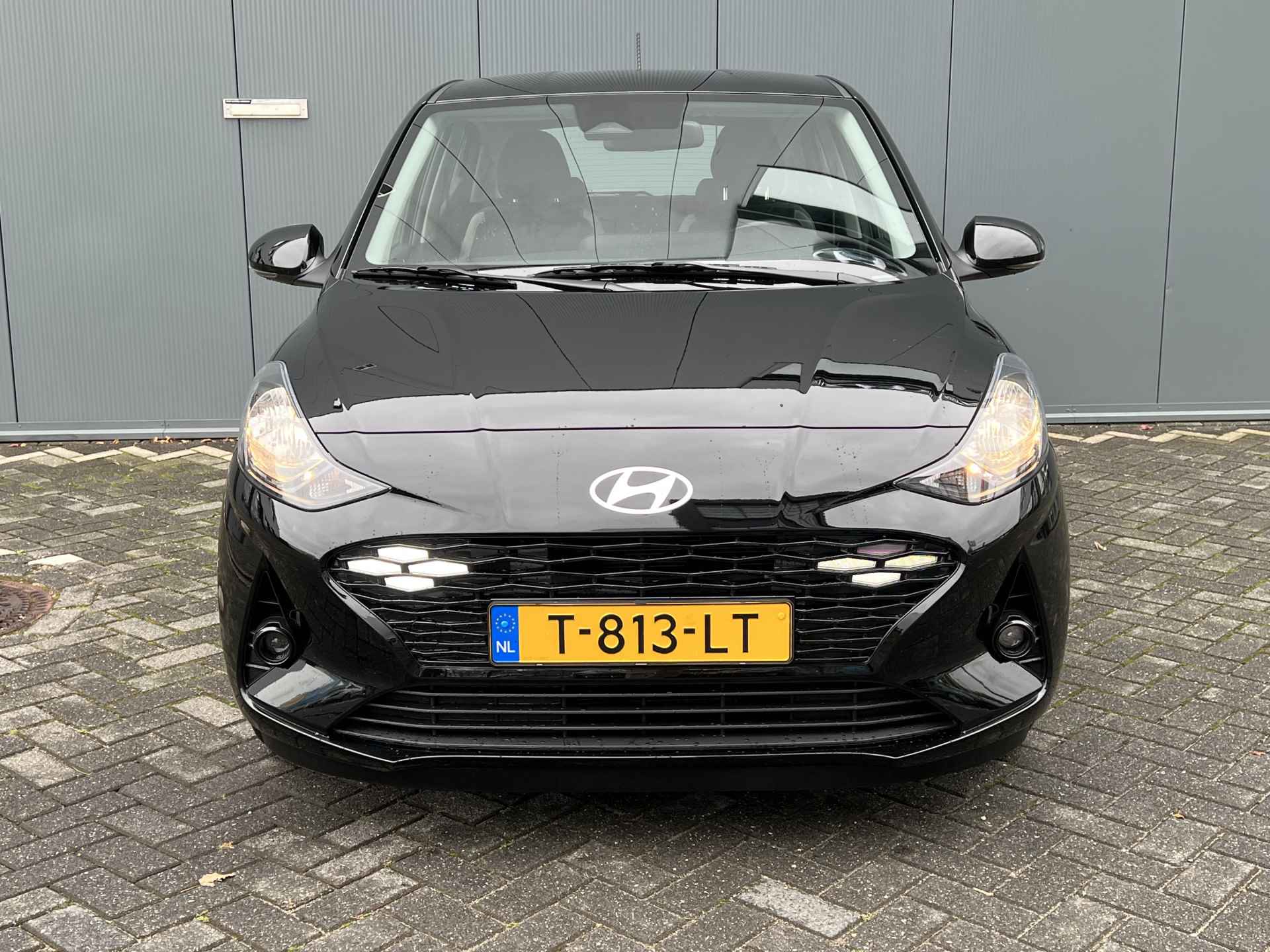 Hyundai i10 1.0 67pk Comfort Facelift | LED | Airco | Carplay | Navigatie | Bluetooth | Cruisecontrol | 1e Eigenaar - 3/24