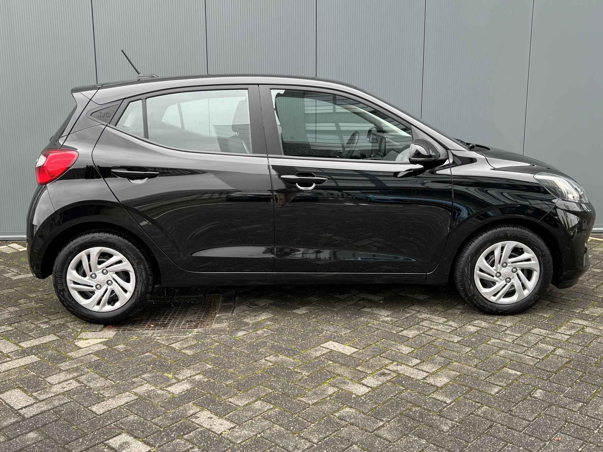 Hyundai i10 1.0 67pk Comfort Facelift | LED | Airco | Carplay | Navigatie | Bluetooth | Cruisecontrol | 1e Eigenaar - 4/24