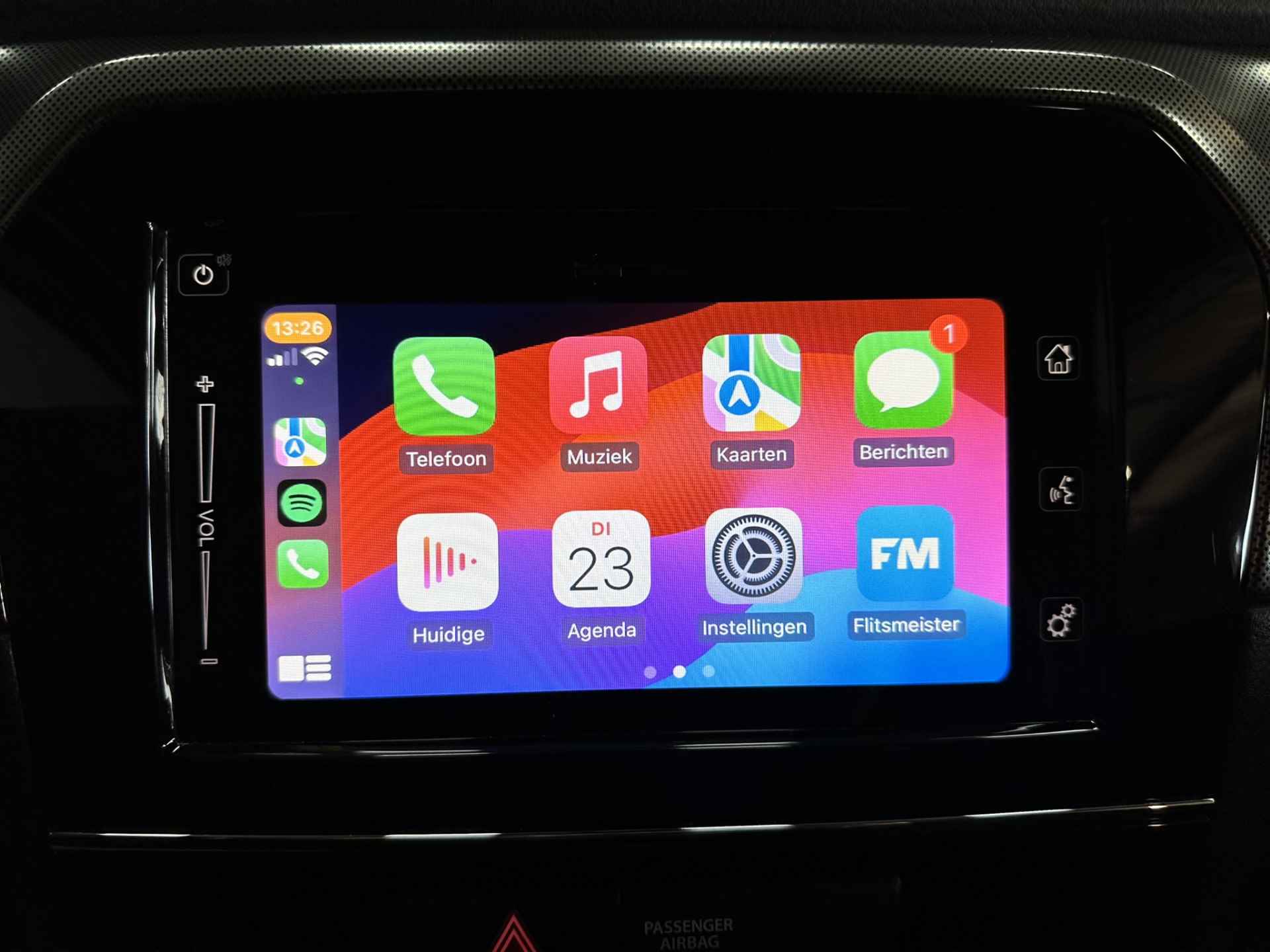 Suzuki Vitara 1.4 Boosterjet Style Smart Hybrid Airco ECC | LED | Panorama | Camera | Adaptive cruise | Trekhaak | Navigatie | Apple Carplay Android Auto | Isofix | NAP | - 22/40