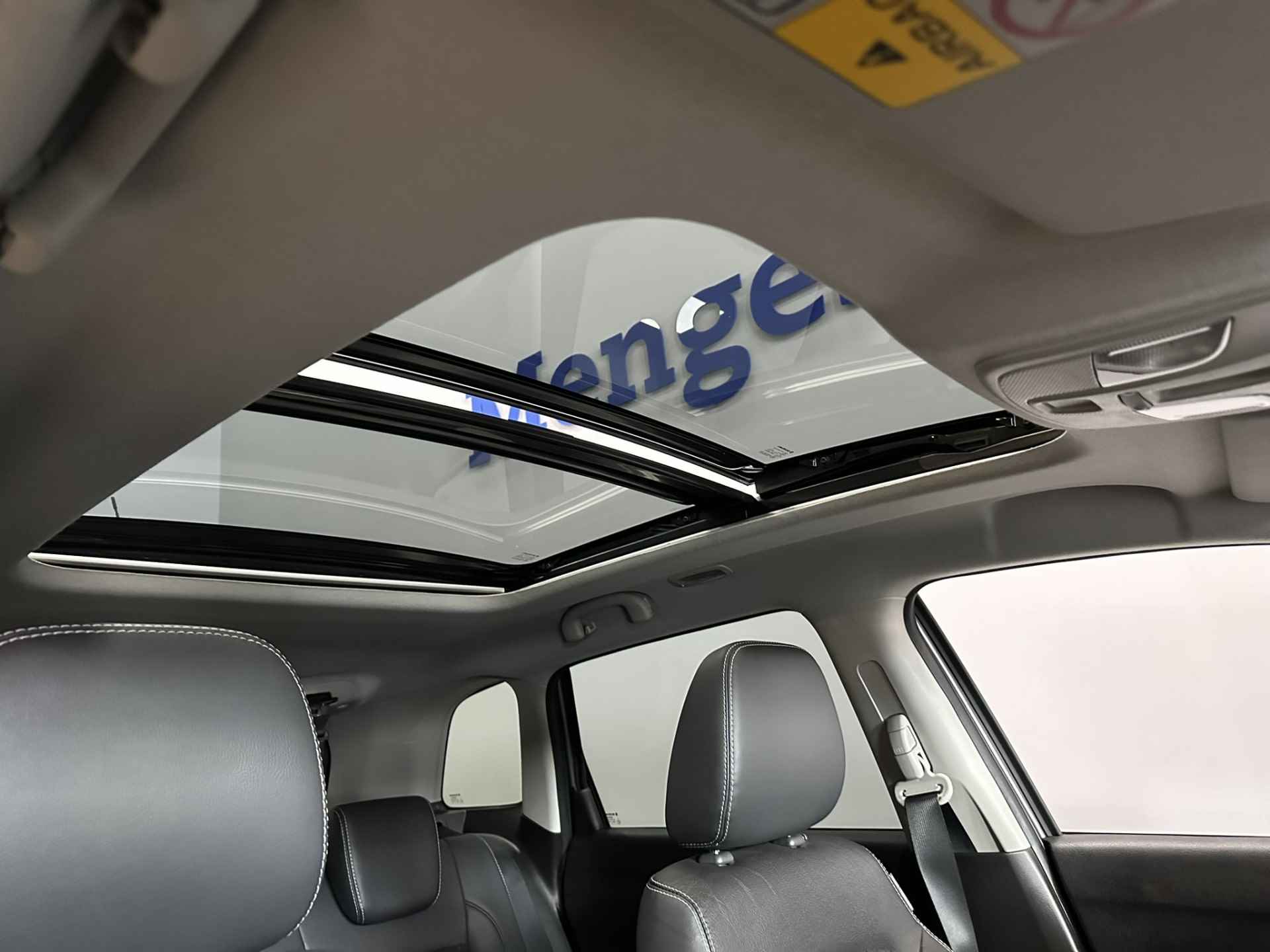 Suzuki Vitara 1.4 Boosterjet Style Smart Hybrid Airco ECC | LED | Panorama | Camera | Adaptive cruise | Trekhaak | Navigatie | Apple Carplay Android Auto | Isofix | NAP | - 27/40