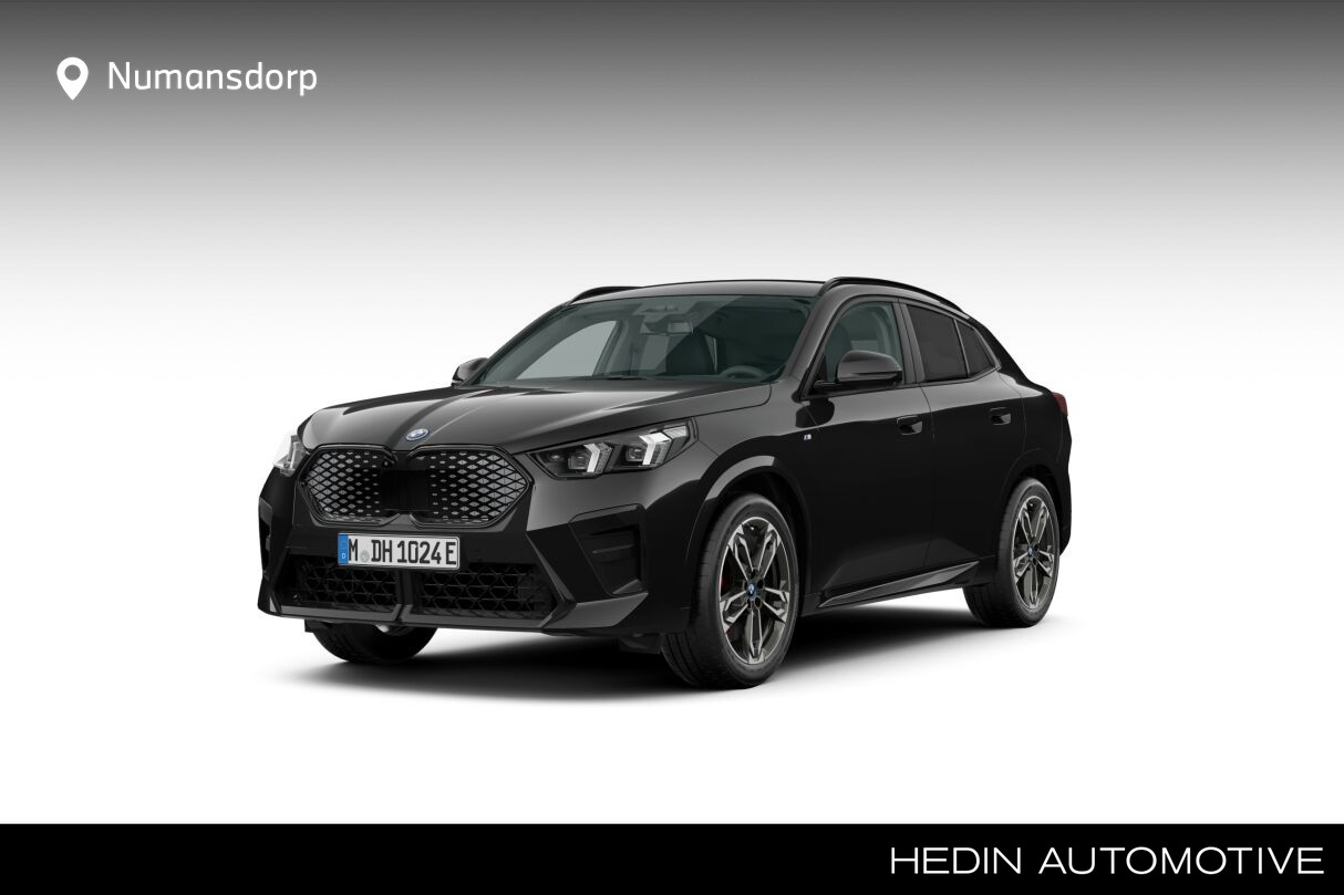 BMW iX2 xDrive30 | M-Sport Pro | 19'' | Park. + Driv. Plus | Harman/Kardon | Elek. stoel. | Massage | Head-Up | Iconic Glow grille | Comf. Acc. | Trekhaak | Getint glas | Stuurverw.