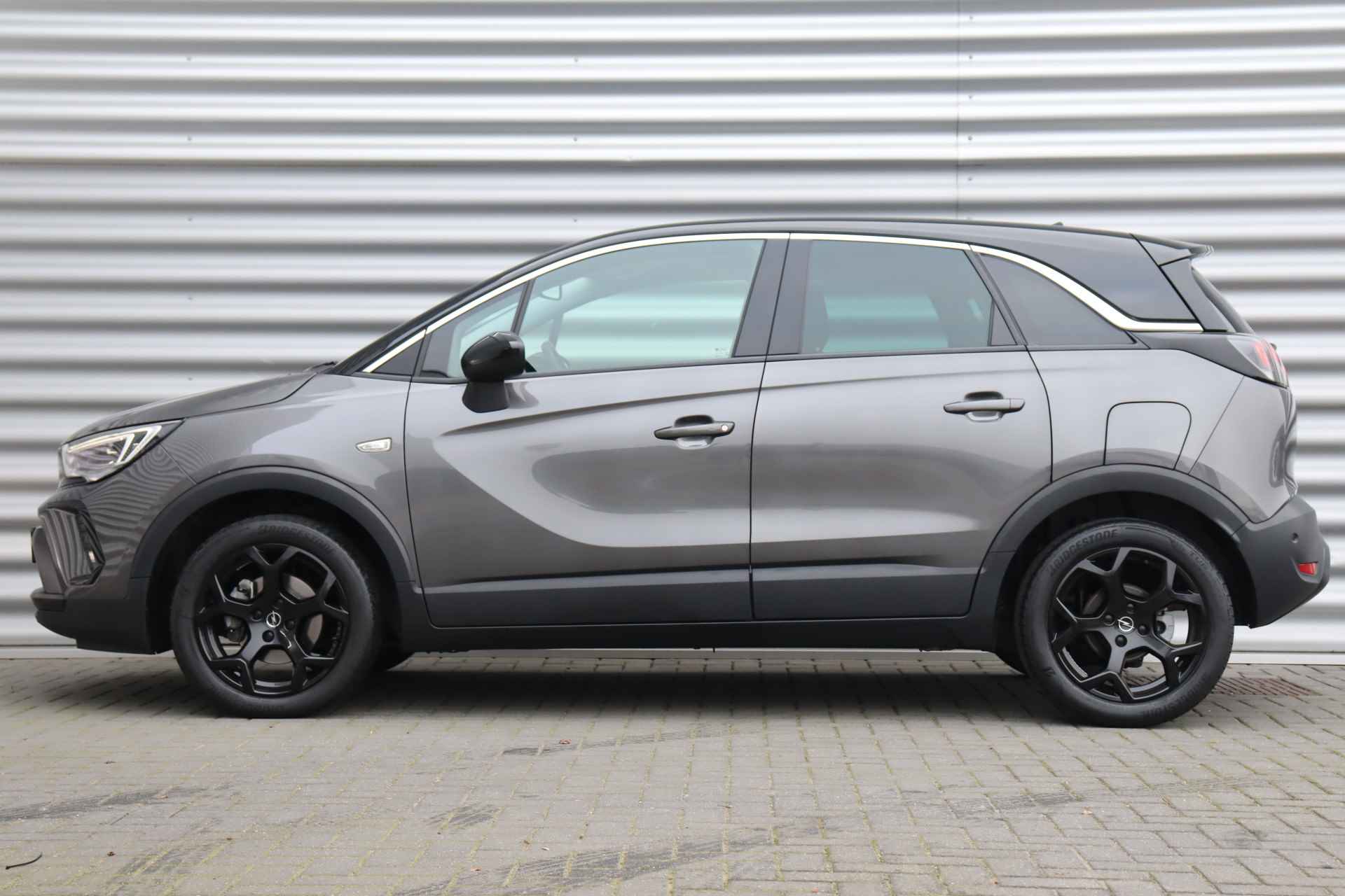 Opel Crossland 1.2 TURBO 110PK GS-LINE LEVEL 4 / NAVI / LEDER / CLIMA / AGR / 17" LMV / CAMERA / KEYLESS / BLACK PACK / FULL-LED / 1E EIGENAAR - 2/34