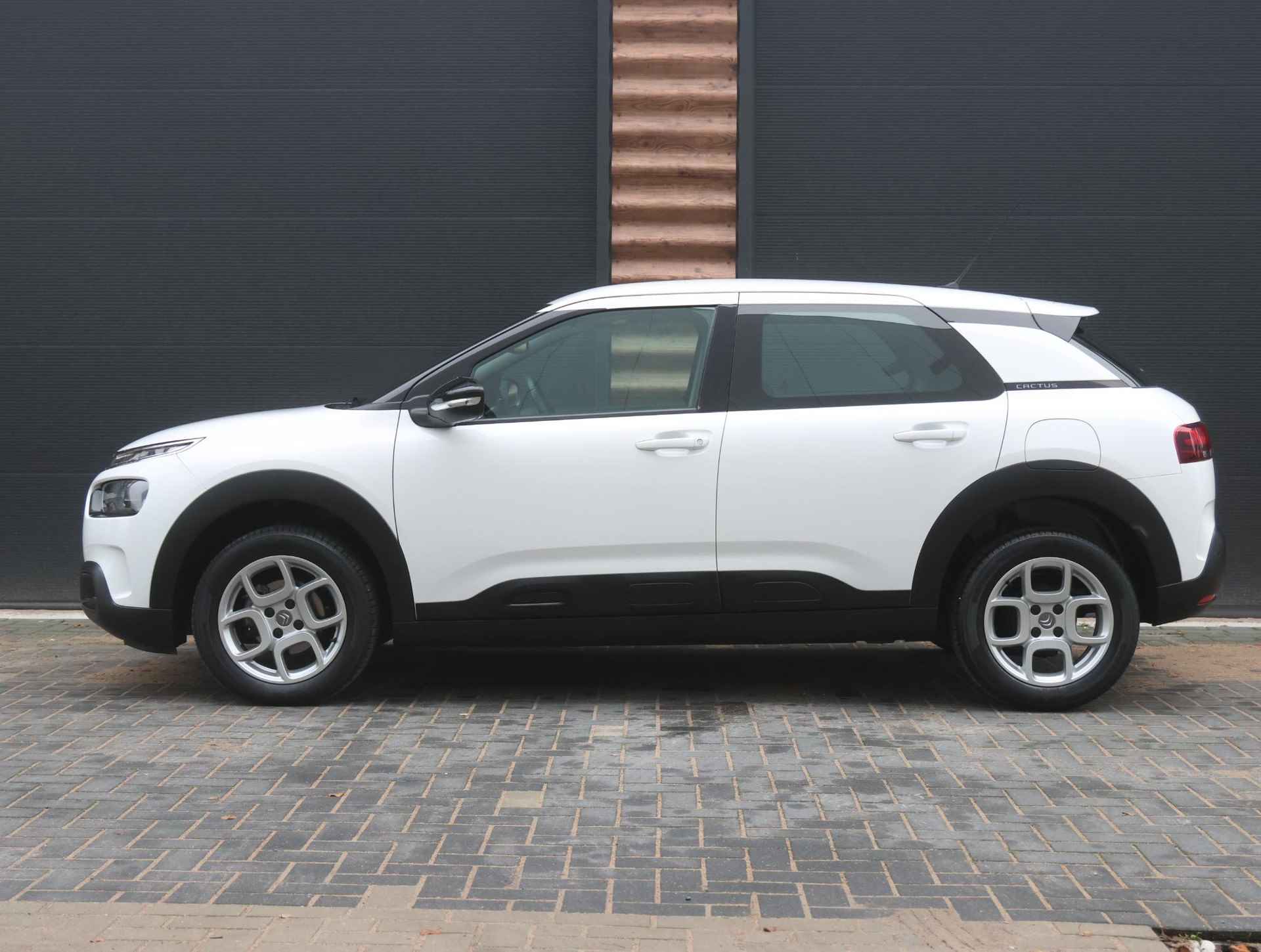 Citroen C4 Cactus 1.5 HDi Business 1ste eigenaar | Camera | Navigatie | Climate control | NL Auto | Carplay & Androidauto - 3/40