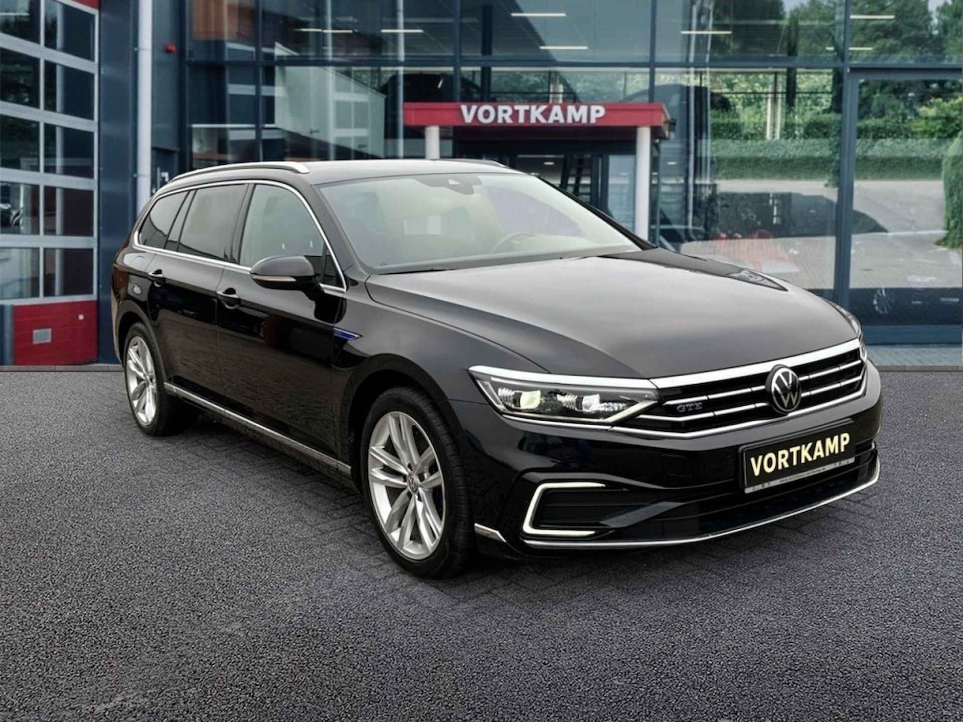 VOLKSWAGEN Passat Variant 1.4 TSI DSG GTE TREKHAAK/CAMERA/NAVI/ACC/STOELVERW/E-KLEP - 3/27