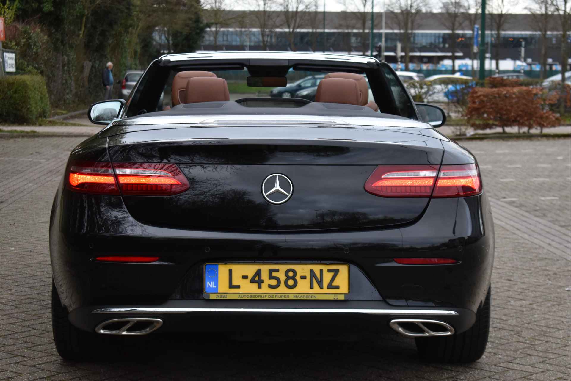 Mercedes-Benz E-Klasse Cabrio 200 25th Anniversary Edition | Camera | Carplay | Widescreen | Sfeerverlichting | Full LED | Onderh.historie - 9/74