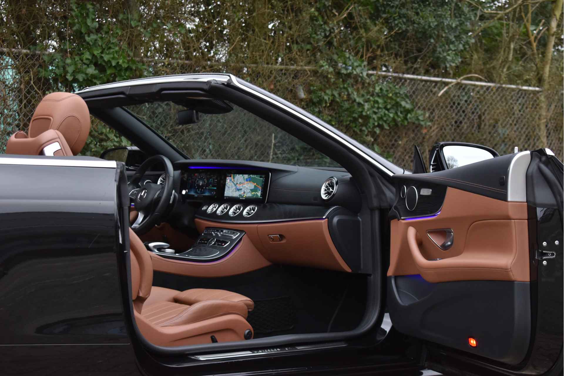 Mercedes-Benz E-Klasse Cabrio 200 25th Anniversary Edition | Camera | Carplay | Widescreen | Sfeerverlichting | Full LED | Onderh.historie - 13/74