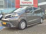 Toyota PROACE Shuttle 1.6 D-4D 115PK COOL COMFORT LONG 9-PERSOONS 4S-BANDEN AIRCO CRUISE BLUETOOTH EL-RAMEN/SPIEGELS NL-AUTO