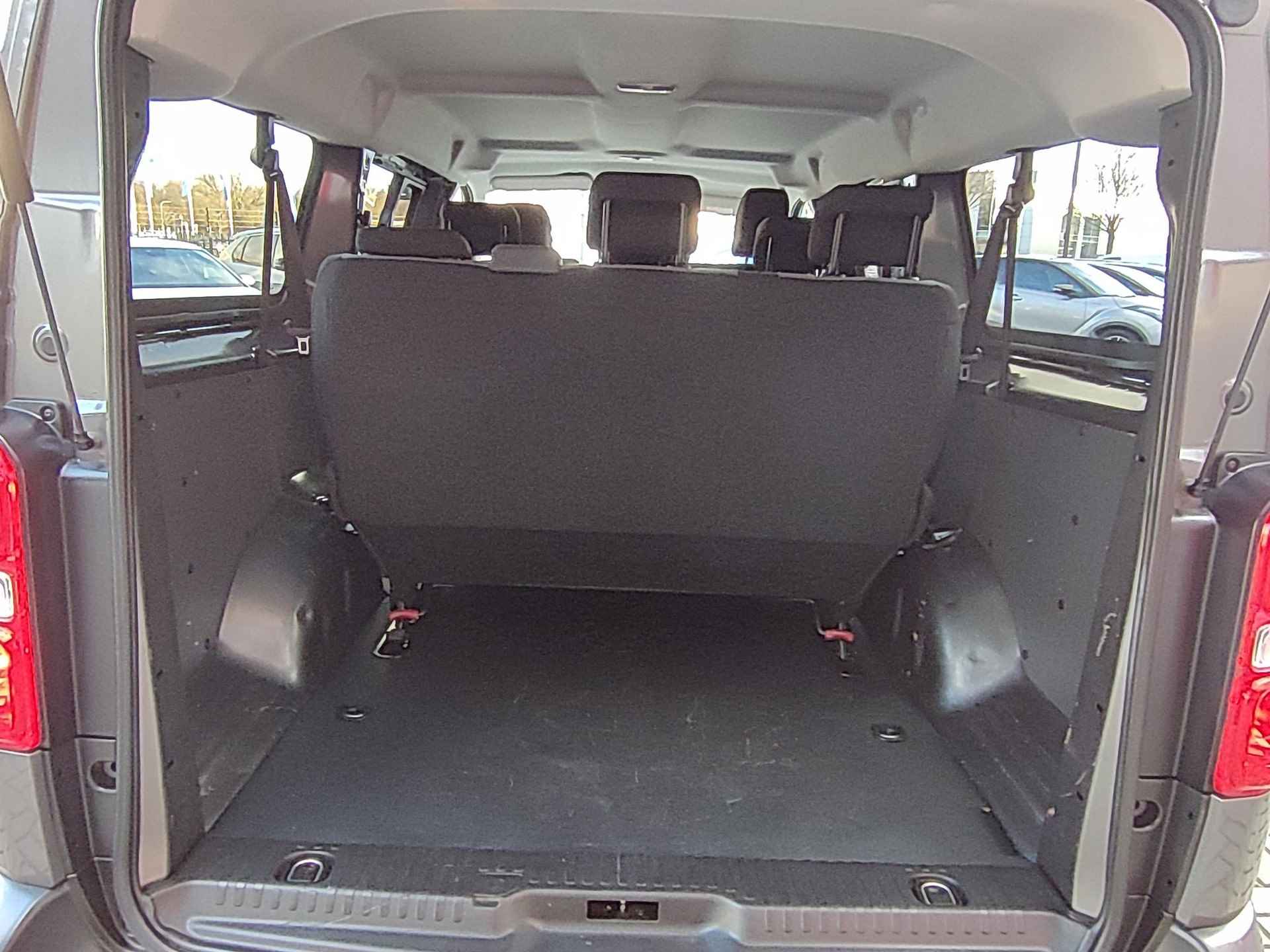 Toyota PROACE Shuttle 1.6 D-4D 115PK COOL COMFORT LONG 9-PERSOONS 4S-BANDEN AIRCO CRUISE BLUETOOTH EL-RAMEN/SPIEGELS NL-AUTO - 19/23