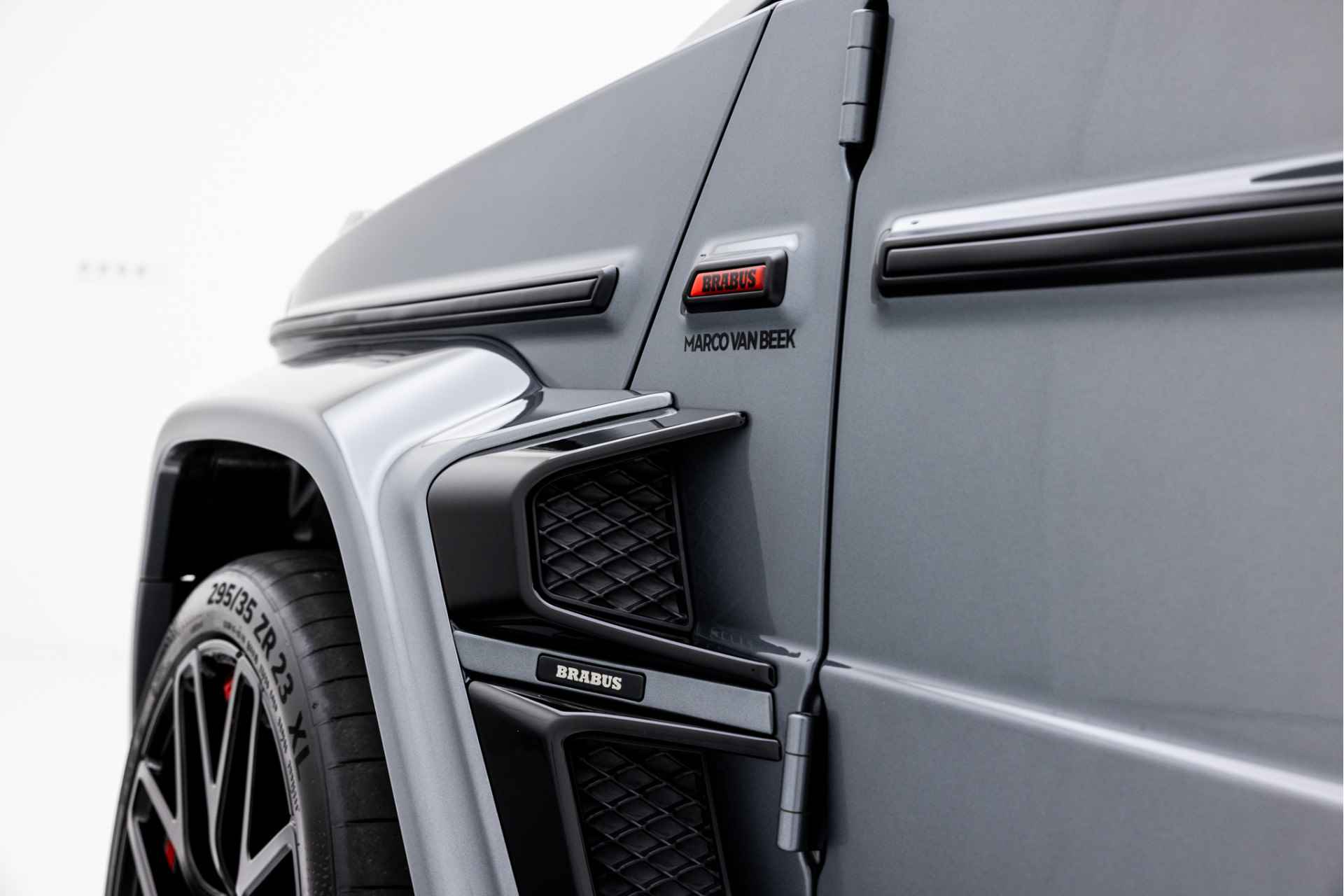 Mercedes-Benz G-Klasse G 63 AMG G700 Brabus Widestar | Carbon | Schuifdak | Massage | Uniek! - 44/65