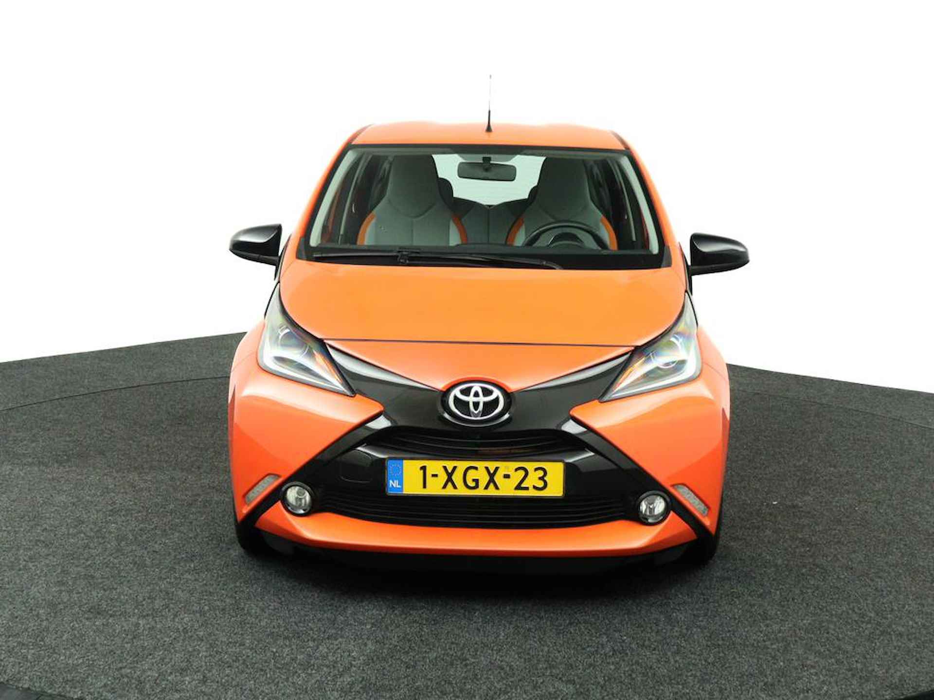 Toyota Aygo 1.0 VVT-i x-cite | Navigatie | Airco | Lichtmetalen Velgen | Mistlampen Voor | - 5/45