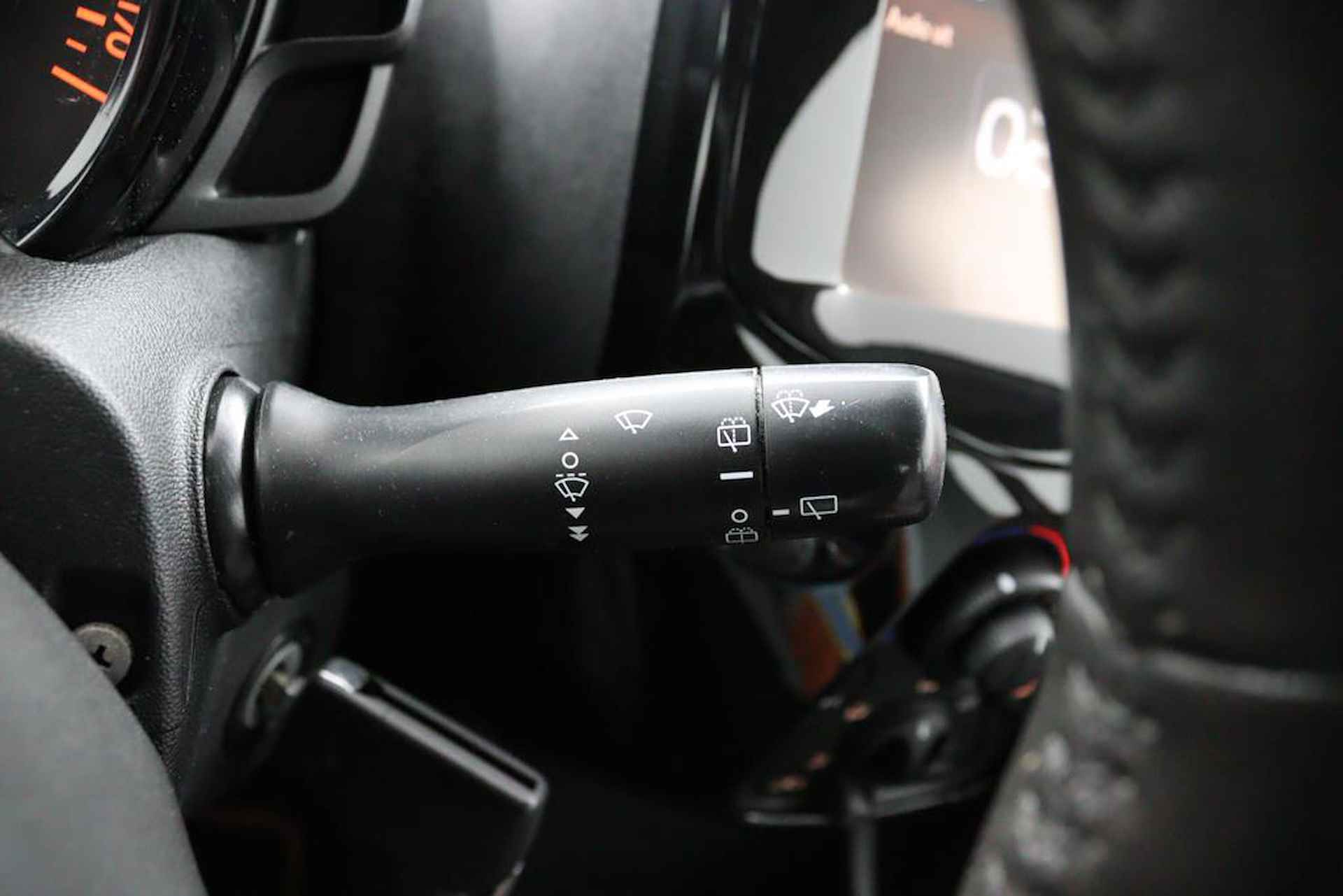 Toyota Aygo 1.0 VVT-i x-cite | Navigatie | Airco | Lichtmetalen Velgen | Mistlampen Voor | - 31/45