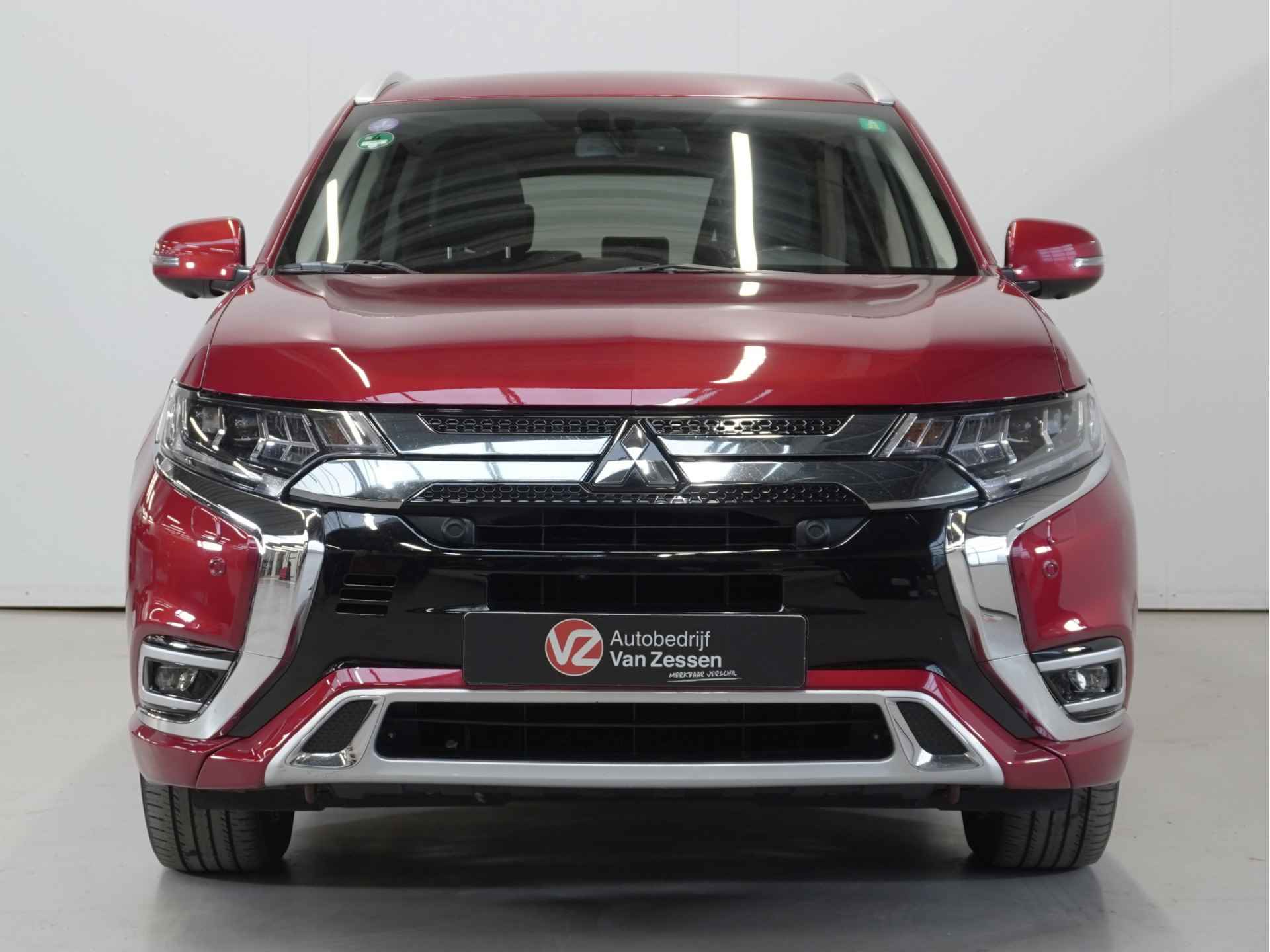 Mitsubishi Outlander 2.4 PHEV Intense+ | Schuifdak | Trekhaak | Standkachel | Navi | Garantie tot 31-10-2028! - 8/51