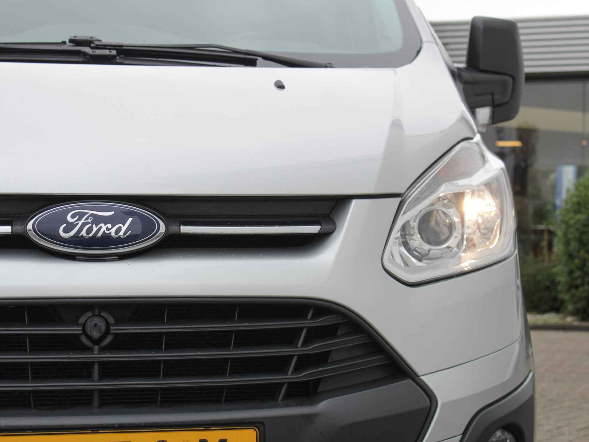 Ford Transit Custom 310 2.0 TDCI INCL.BTW/BPM L2H1 | 9-PERS | Cruise | Airco | Park sens - 19/24