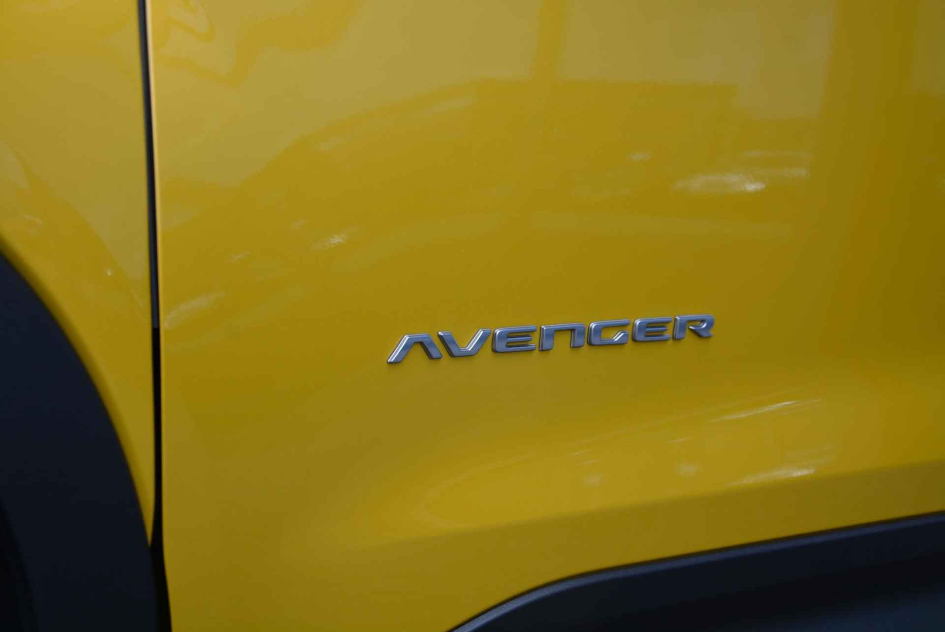 Jeep Avenger Summit 1.2 100 pk benzine | VOORRAAD | 1200 kg trekgewicht - 26/37