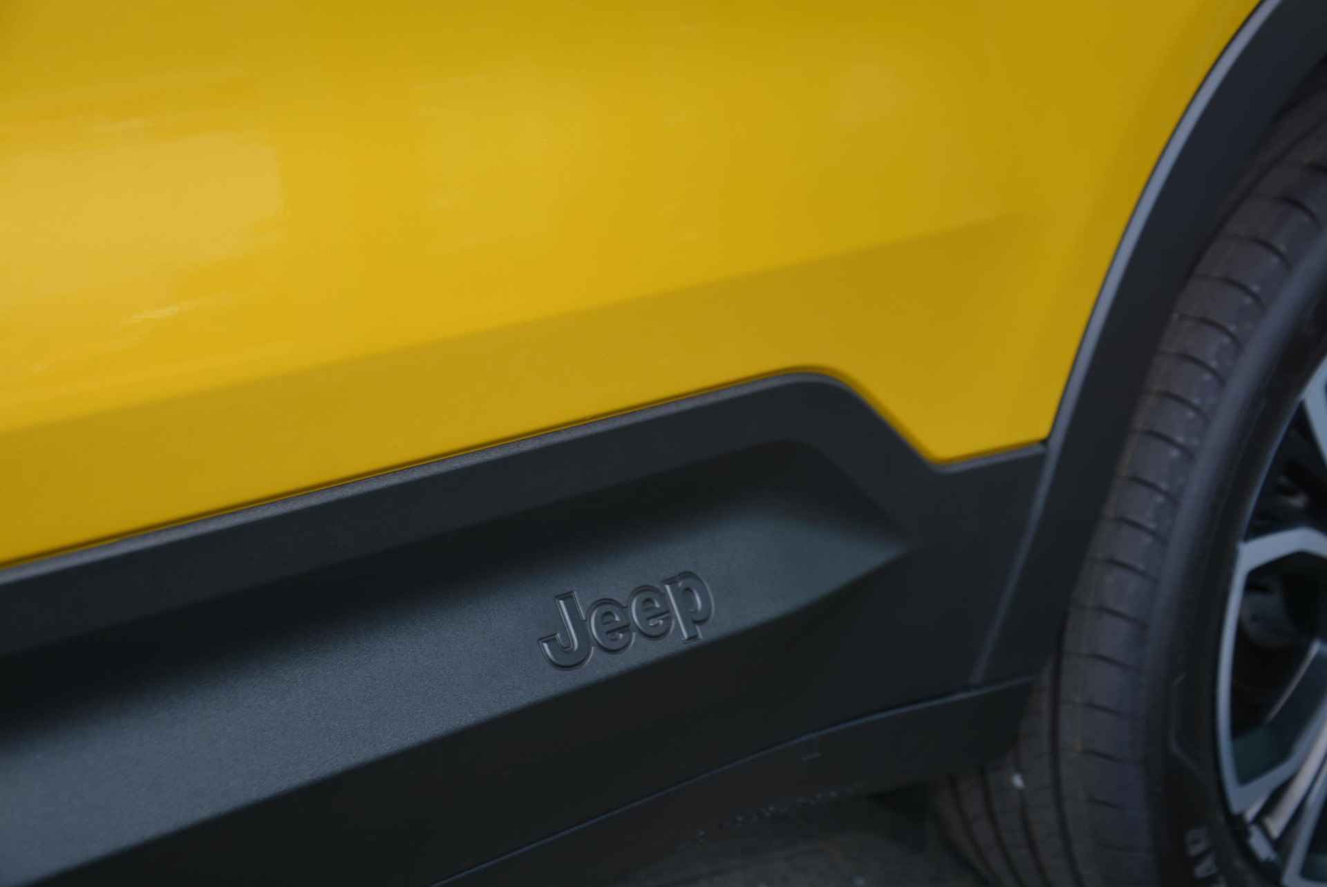 Jeep Avenger Summit 1.2 100 pk benzine | VOORRAAD | 1200 kg trekgewicht - 27/37