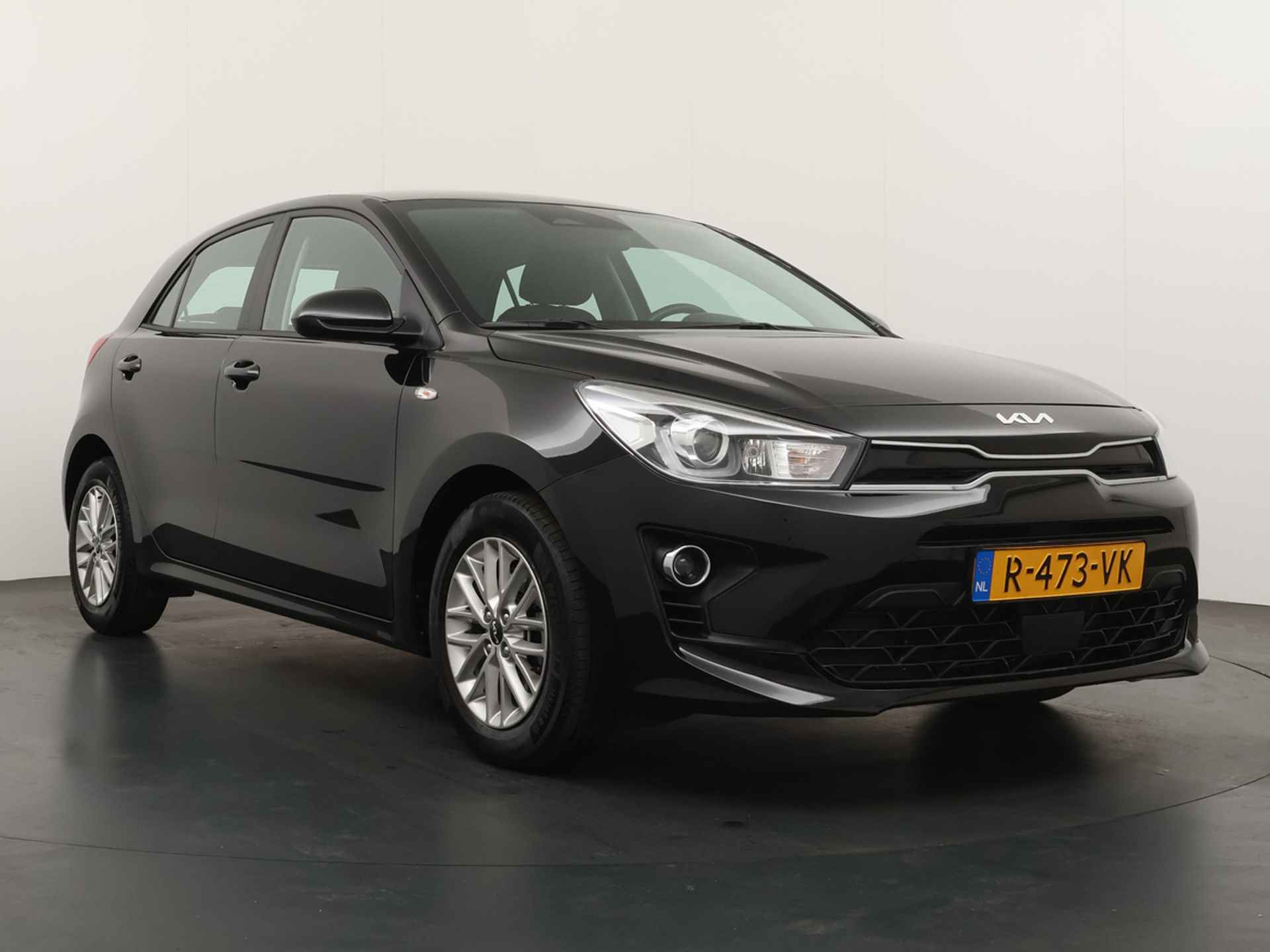 Kia Rio 1.0 T-GDi MHEV DynamicLine - Navigatie - Apple CarPlay/Android Auto - Achteruitrijcamera - Climate Control - Cruise Control - Fabrieksgarantie tot 12-2029 - 11/40