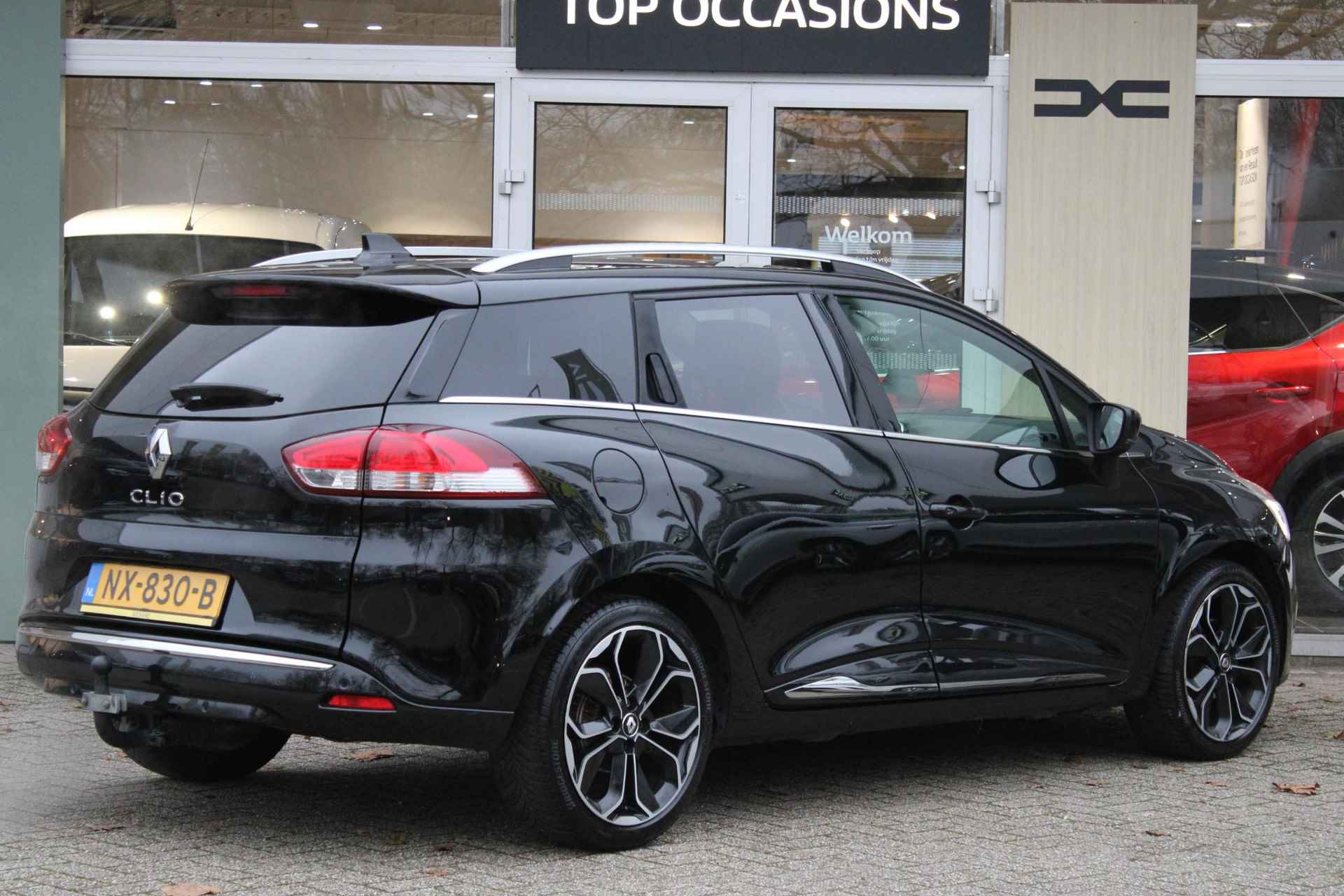 Renault Clio Estate 1.2 TCe 120 Intens | Stoelverwarming | Lichtmetalen velgen 17" | Trekhaak | All-Season banden - 3/41