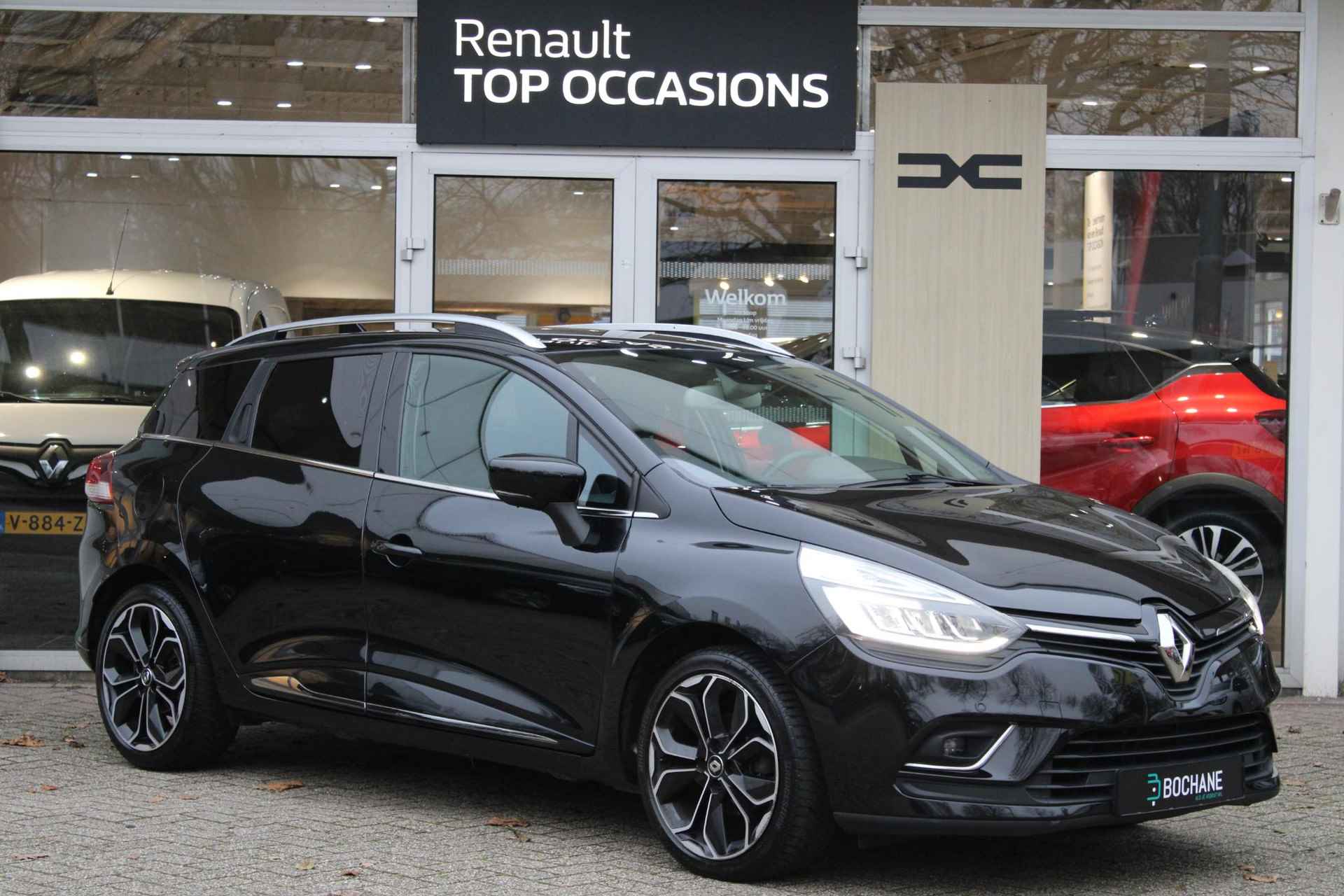 Renault Clio Estate 1.2 TCe 120 Intens | Stoelverwarming | Lichtmetalen velgen 17" | Trekhaak | All-Season banden - 6/41