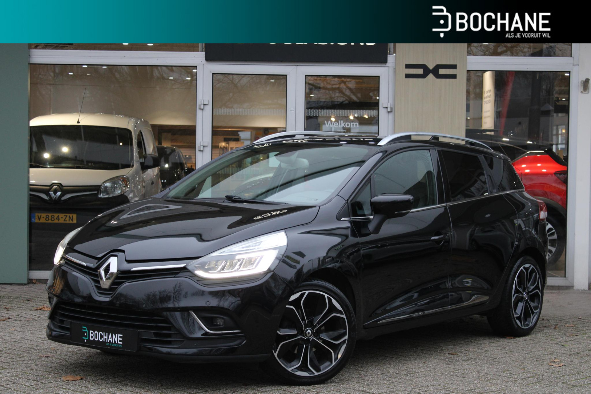 Renault Clio Estate 1.2 TCe 120 Intens | Stoelverwarming | Lichtmetalen velgen 17" | Trekhaak | All-Season banden