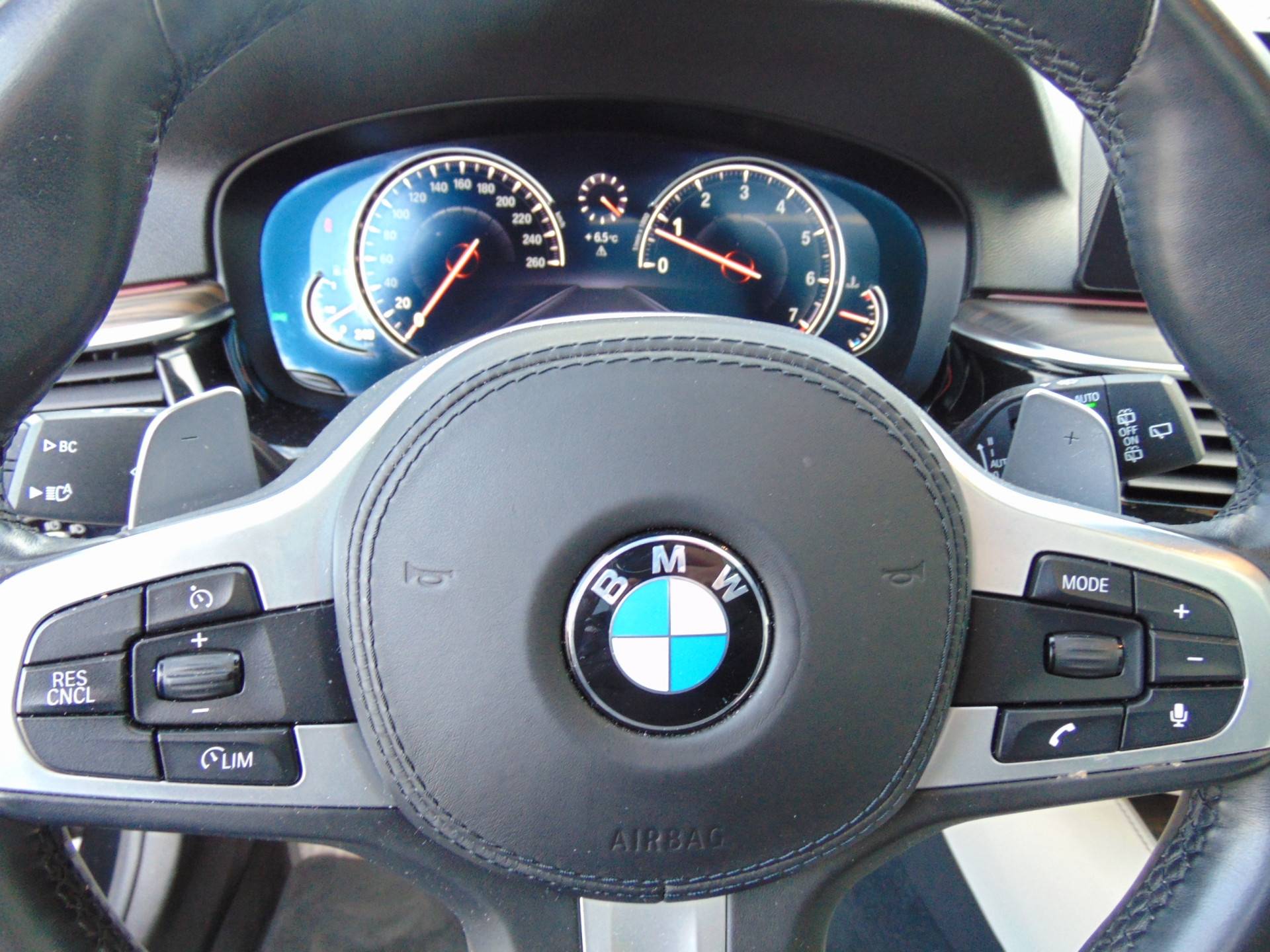 BMW 5 Serie Touring 520i Corporate High Executive M-Pakket.. Panoramadak, Leer, Navi, Camera, M-pakket, etc... - 22/33